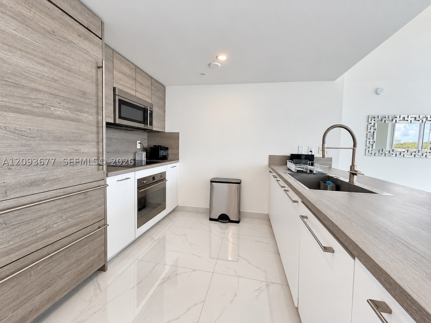 image 400 Sunny Isles12