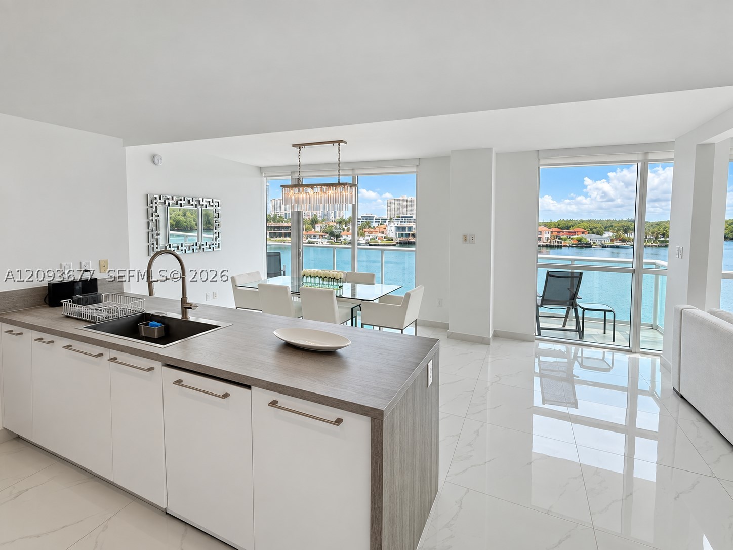 image 400 Sunny Isles13