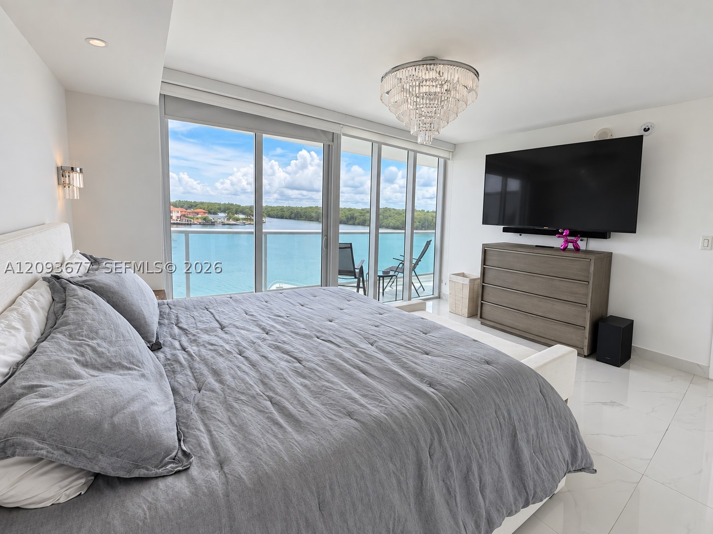 image 400 Sunny Isles19
