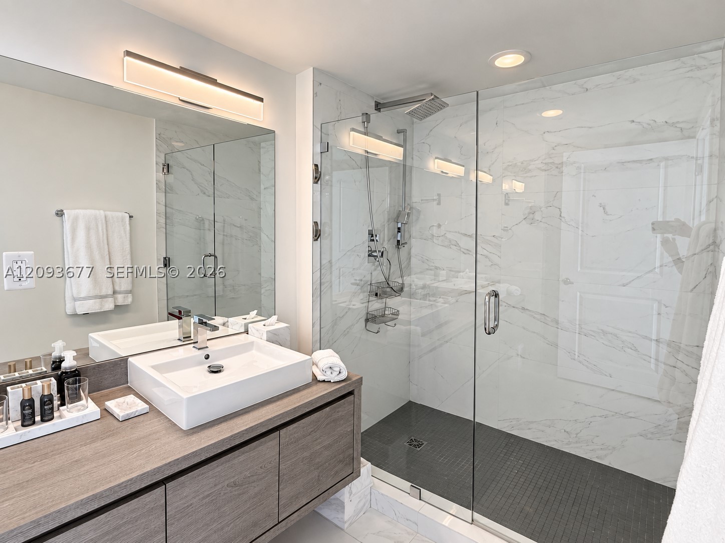 image 400 Sunny Isles24