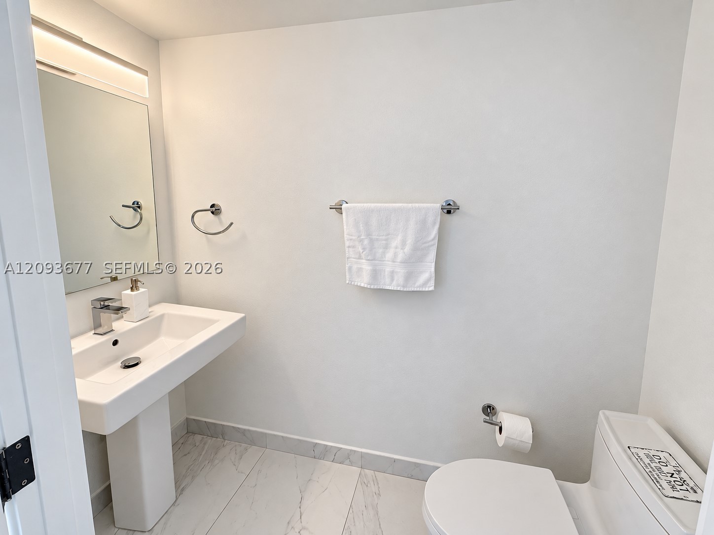 image 400 Sunny Isles26