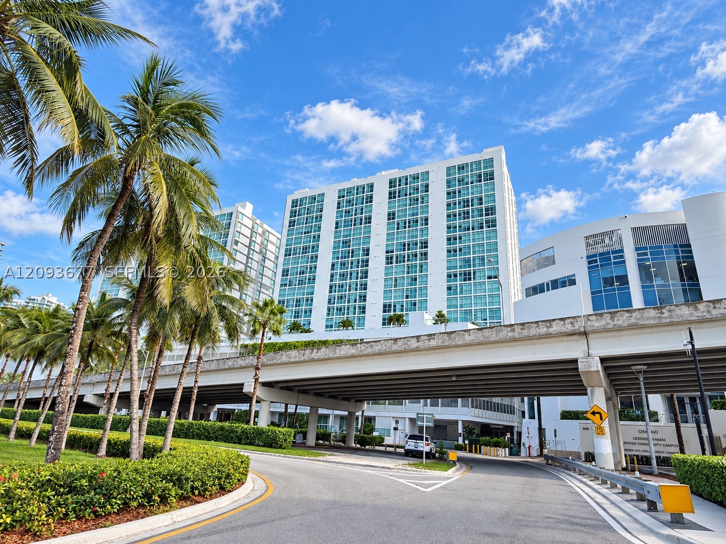 image 400 Sunny Isles33