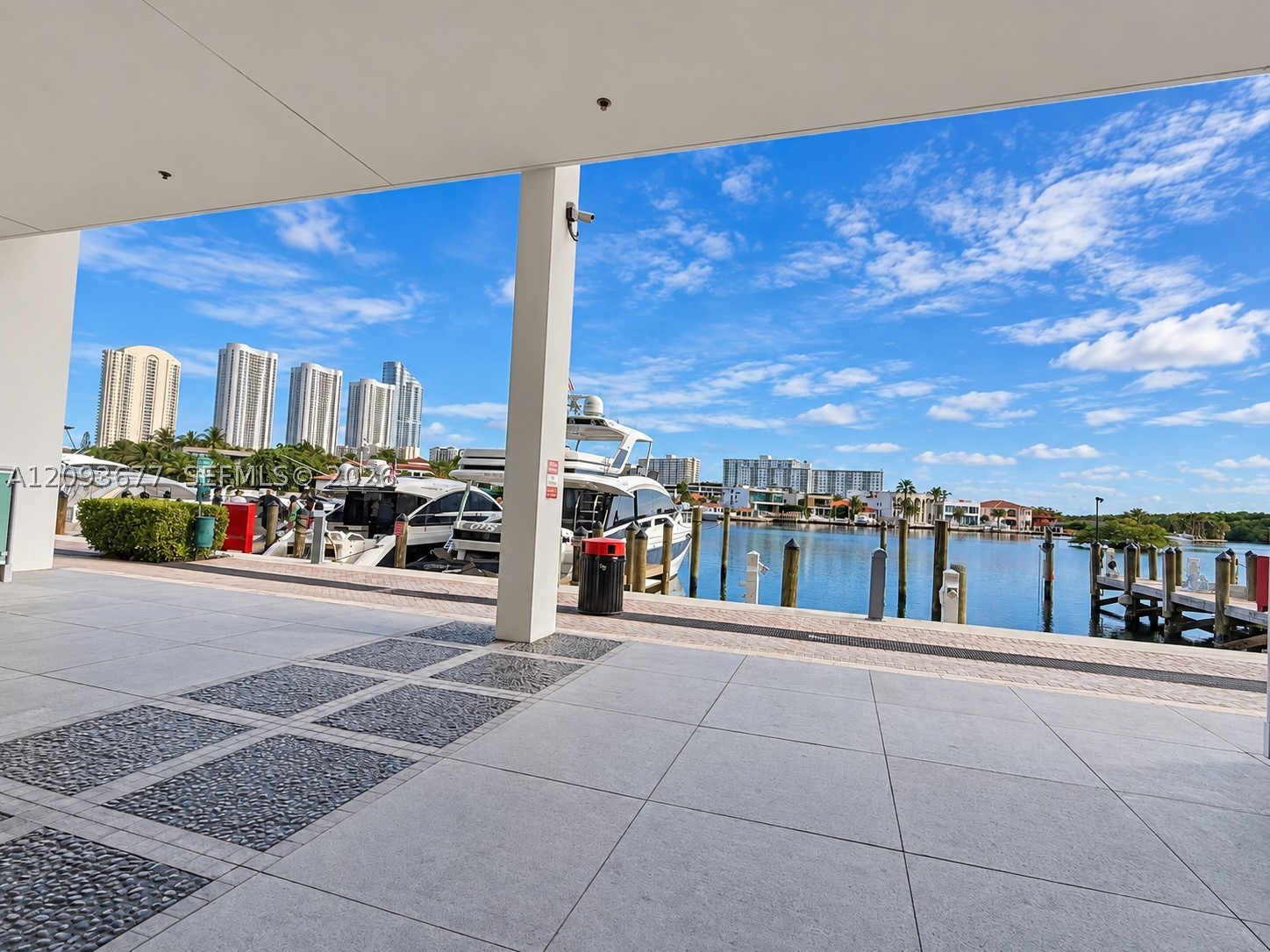 image 400 Sunny Isles38
