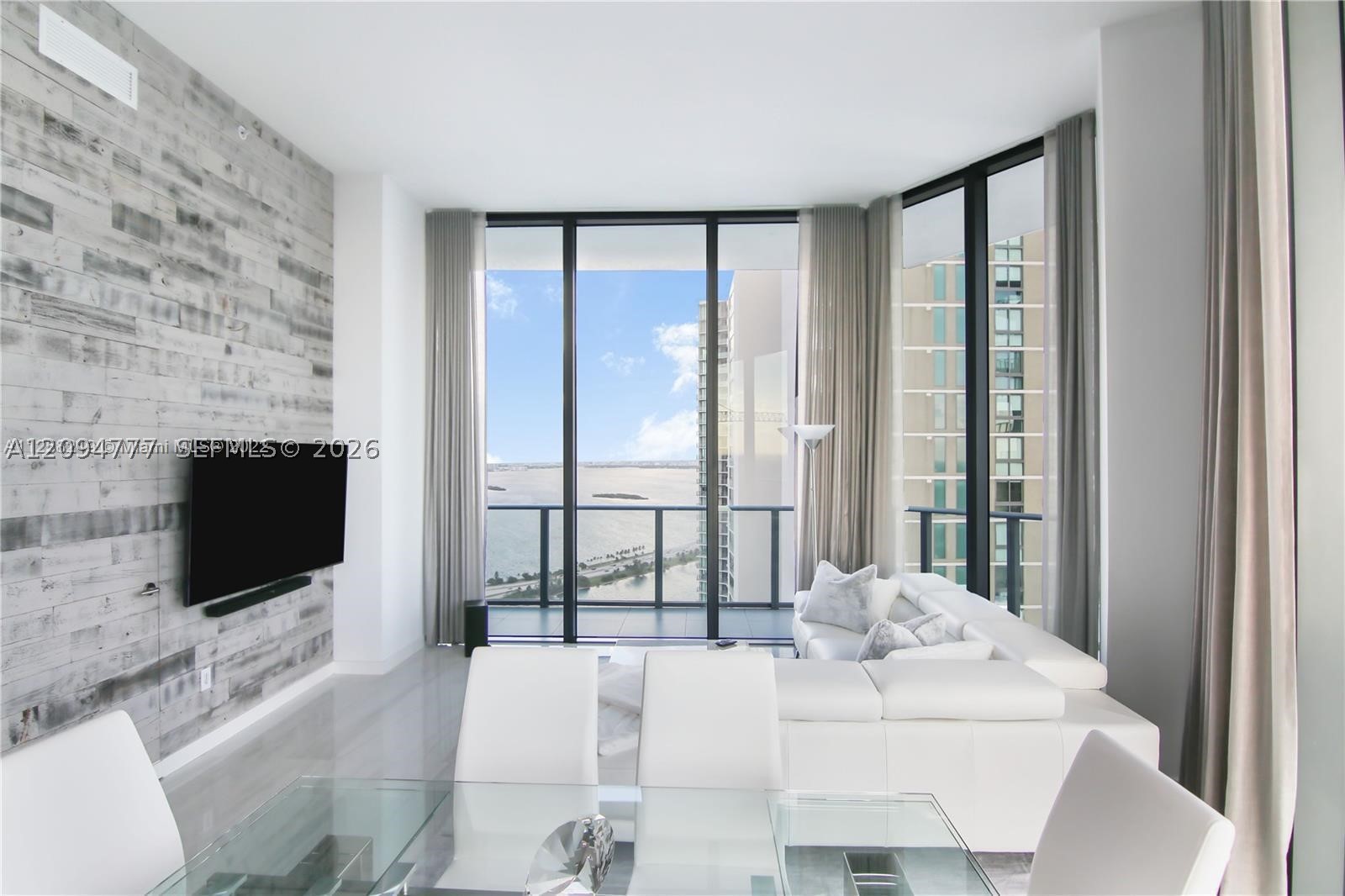 image Paraiso Bayviews2