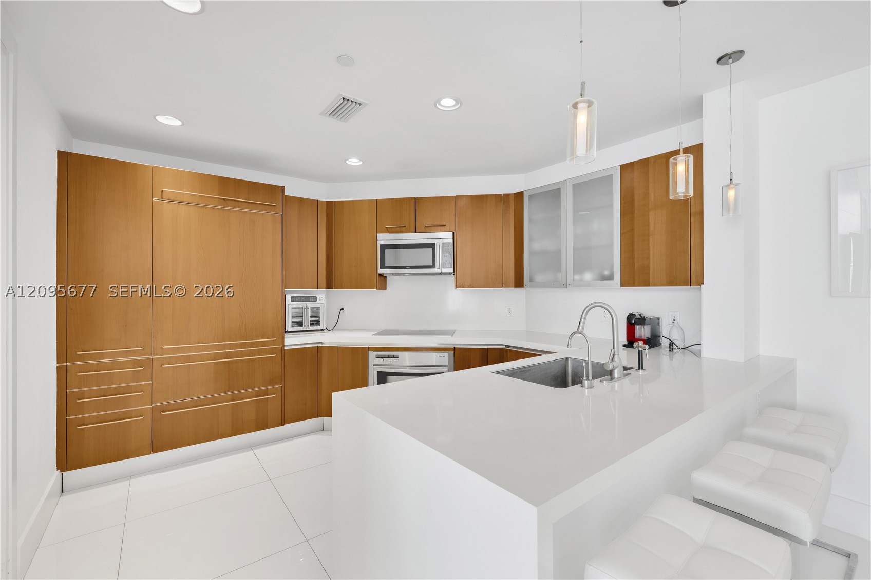 2627 S Bayshore Dr #1905 Coconut Grove, FL 33133
