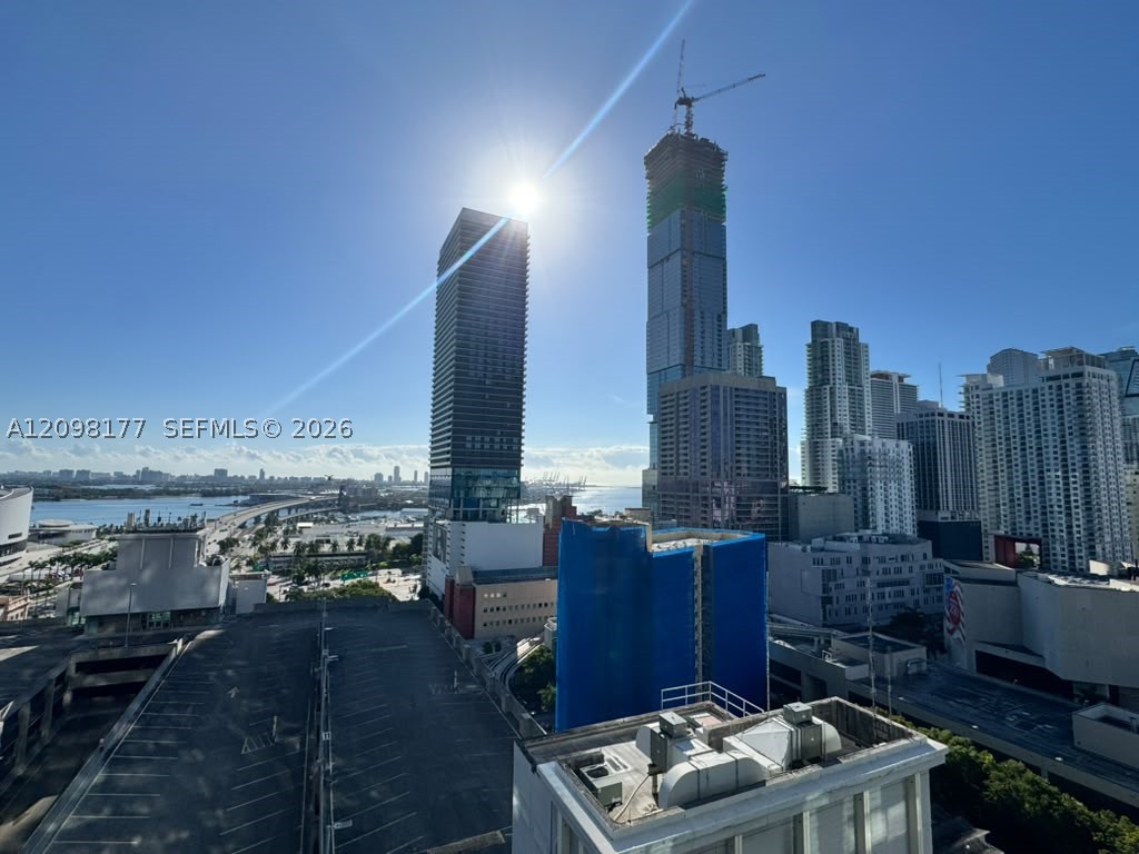 121 NE 5th St #1913 Miami, FL 33132