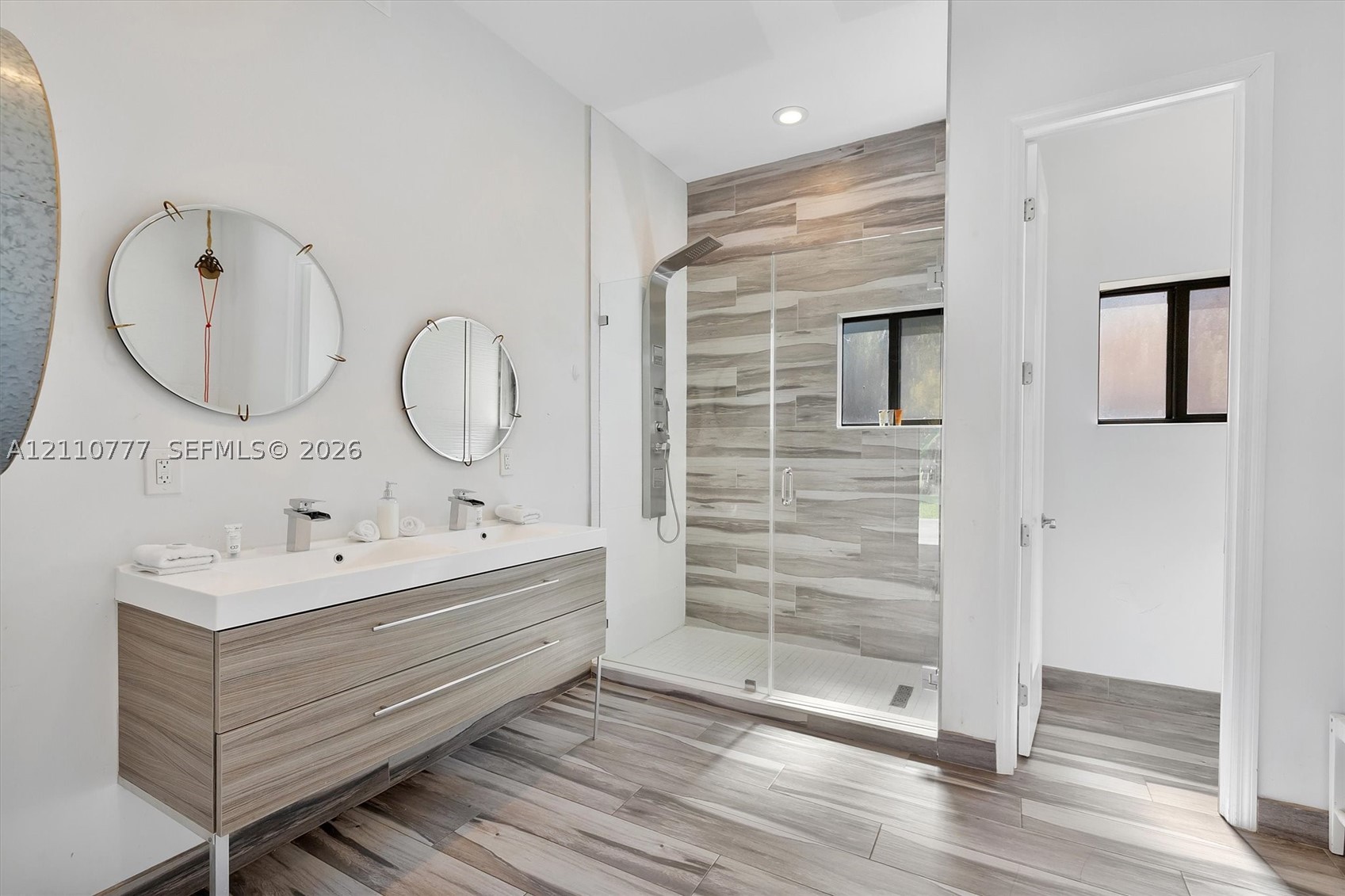 4484 SW 26th Ave Fort Lauderdale, FL 33312