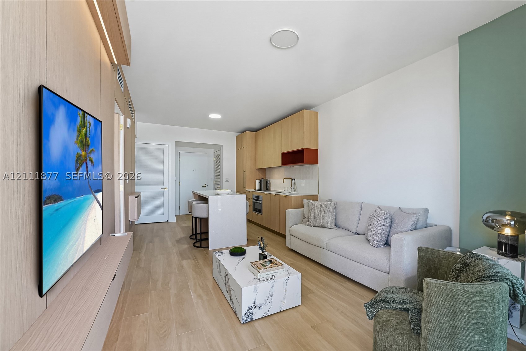 90 NE 32nd St #810 Miami, FL 33137