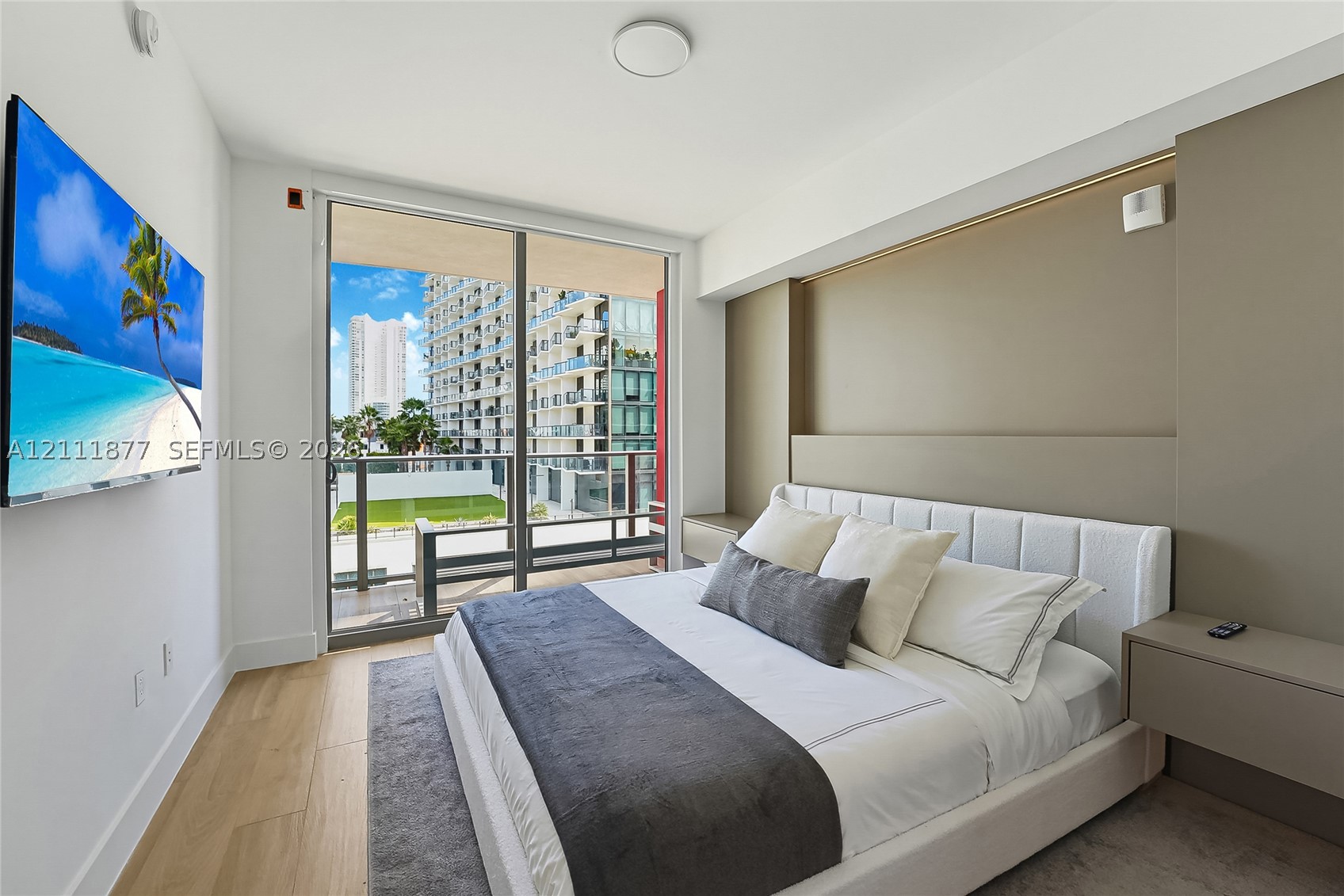 90 NE 32nd St #810 Miami, FL 33137