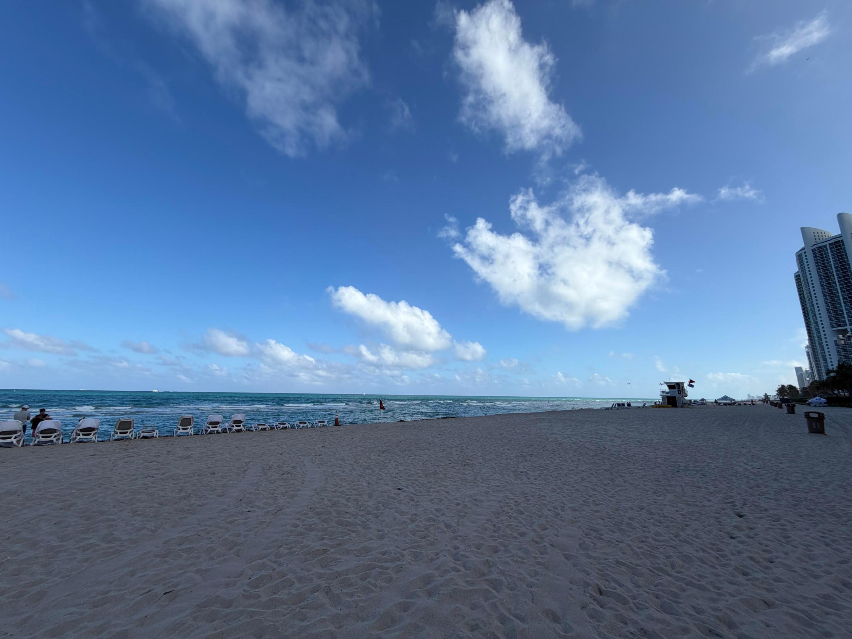 18683 Collins #2303 Sunny Isles Beach, FL 33160