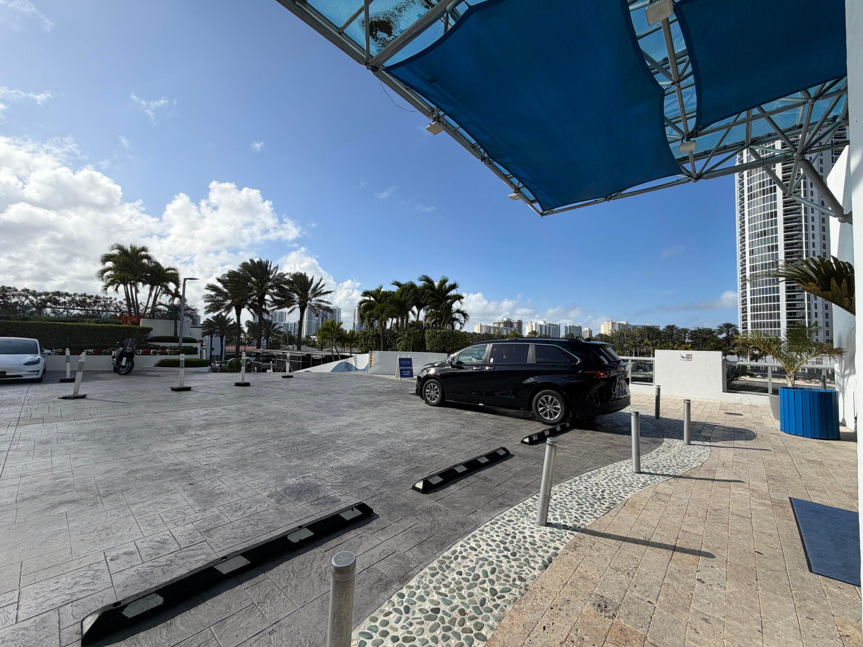 18683 Collins #2303 Sunny Isles Beach, FL 33160