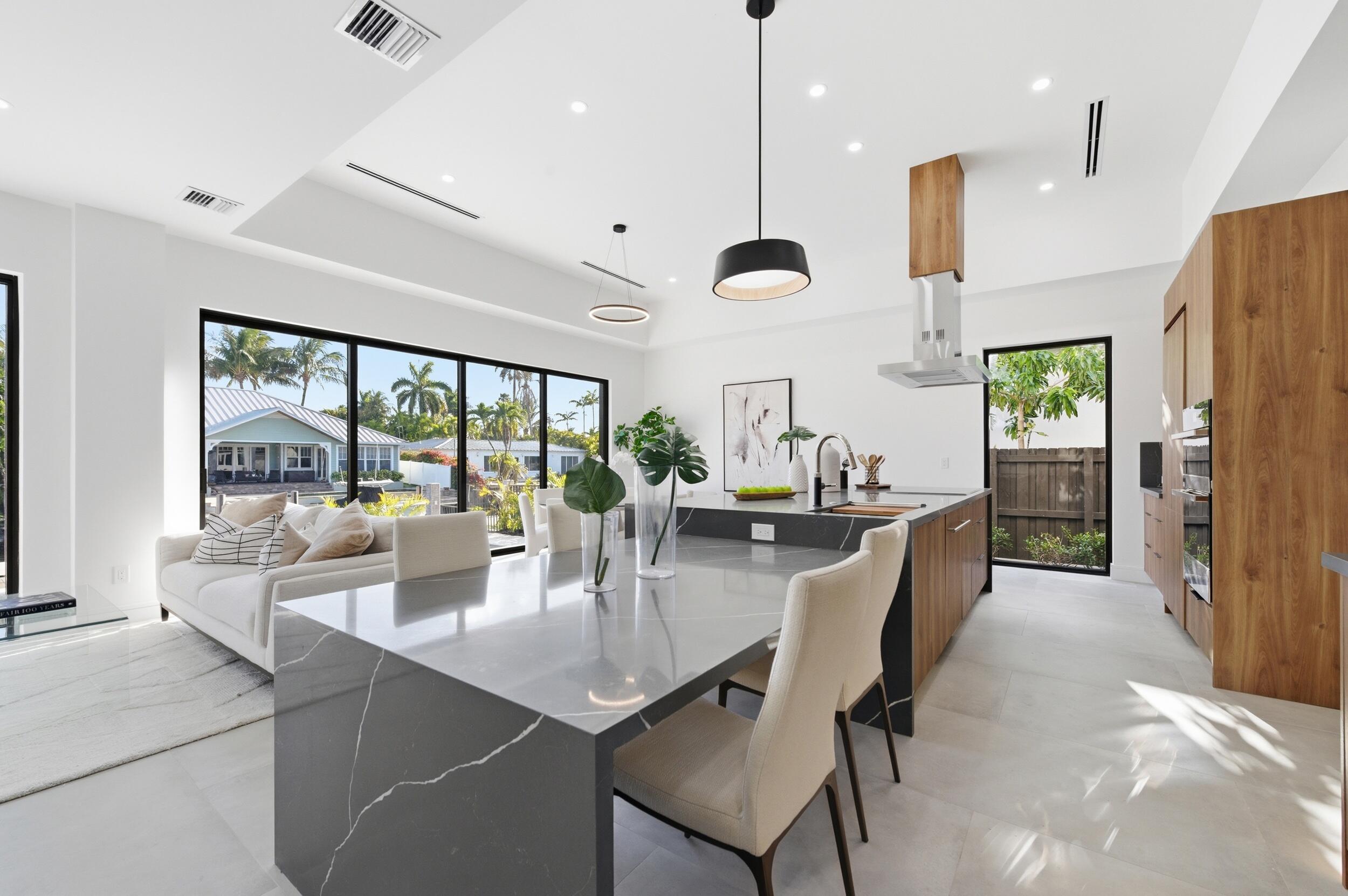 1308 Avocado Fort Lauderdale, FL 33315