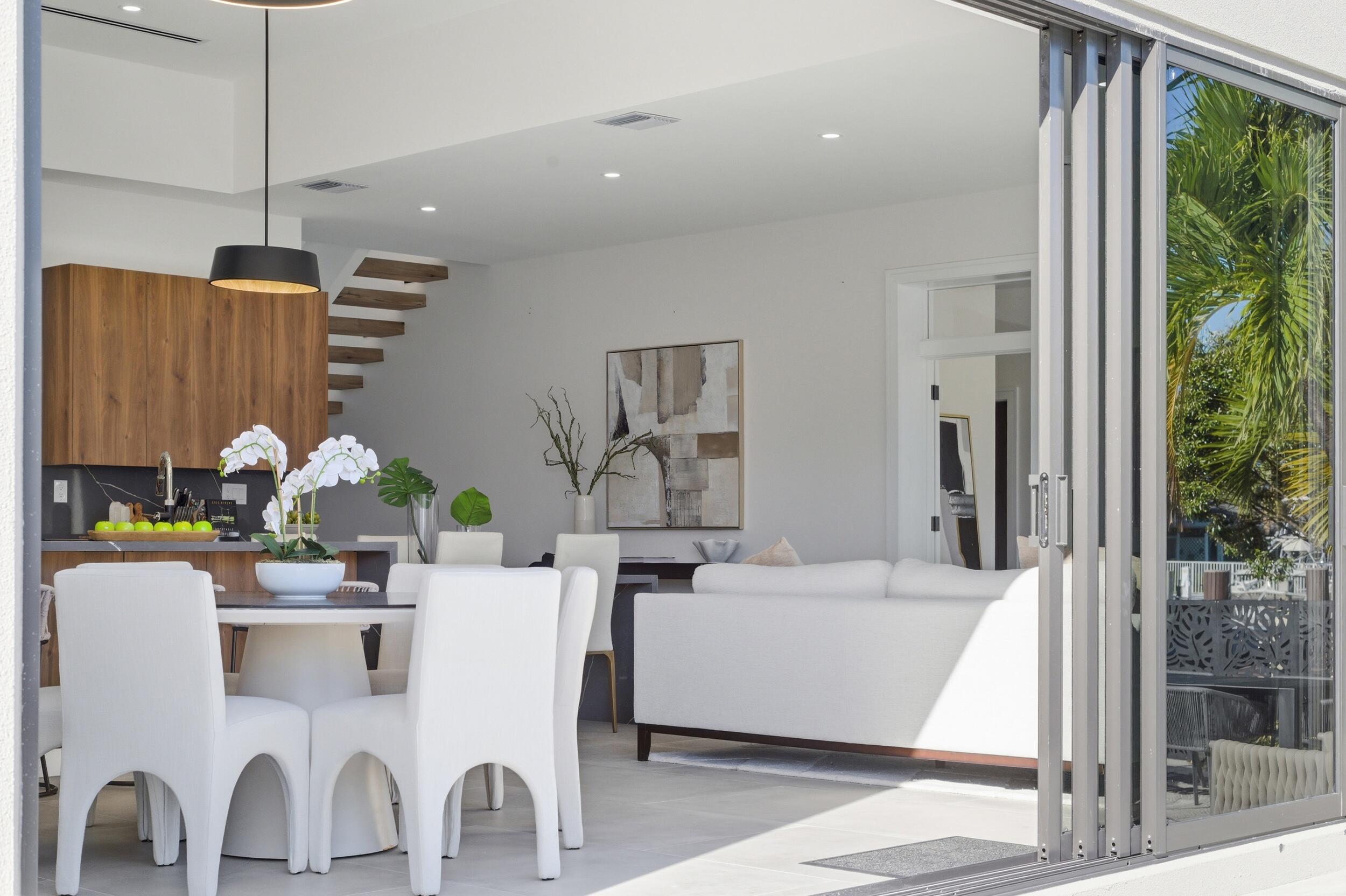 1308 Avocado Fort Lauderdale, FL 33315