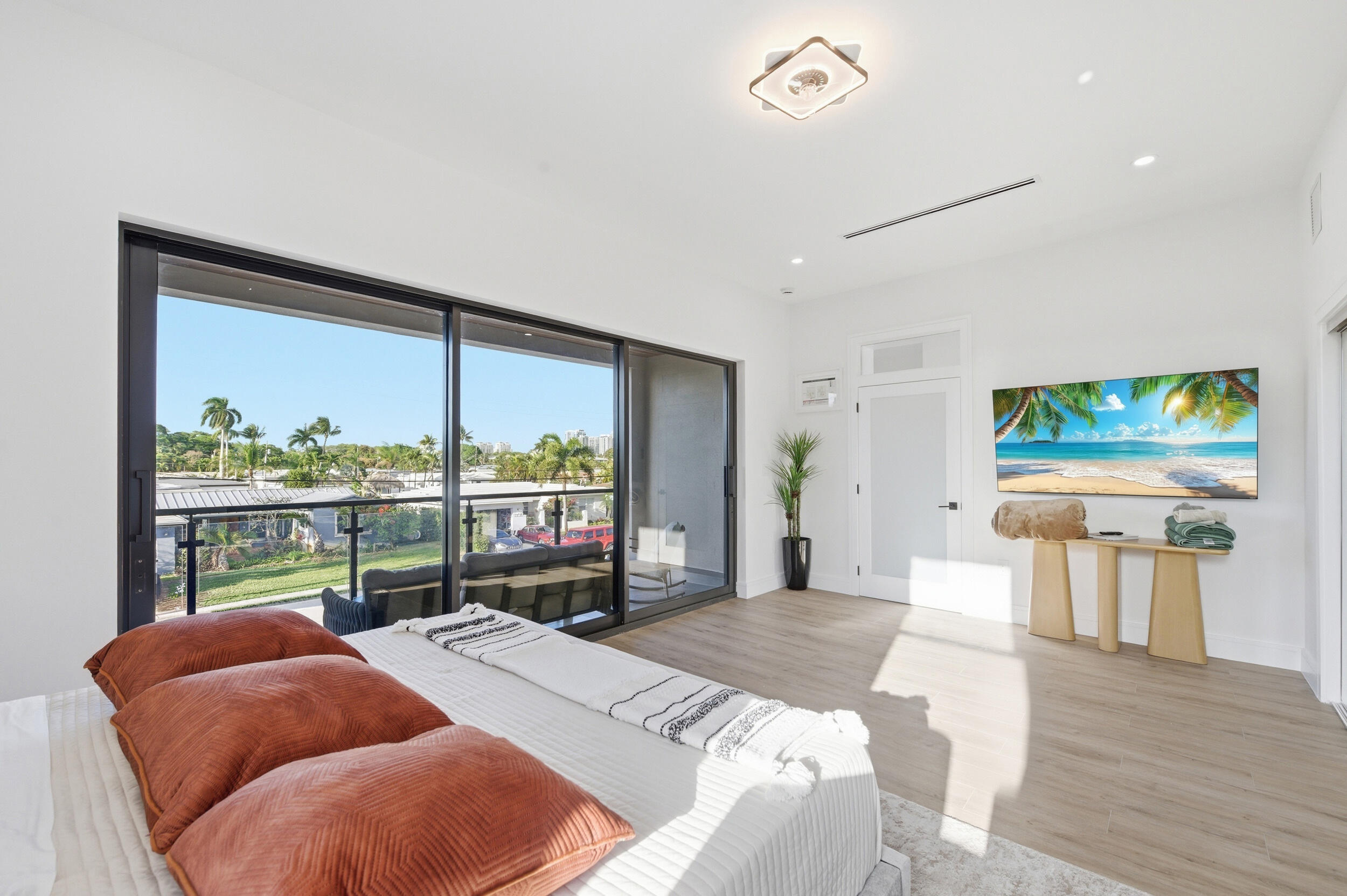 1308 Avocado Fort Lauderdale, FL 33315