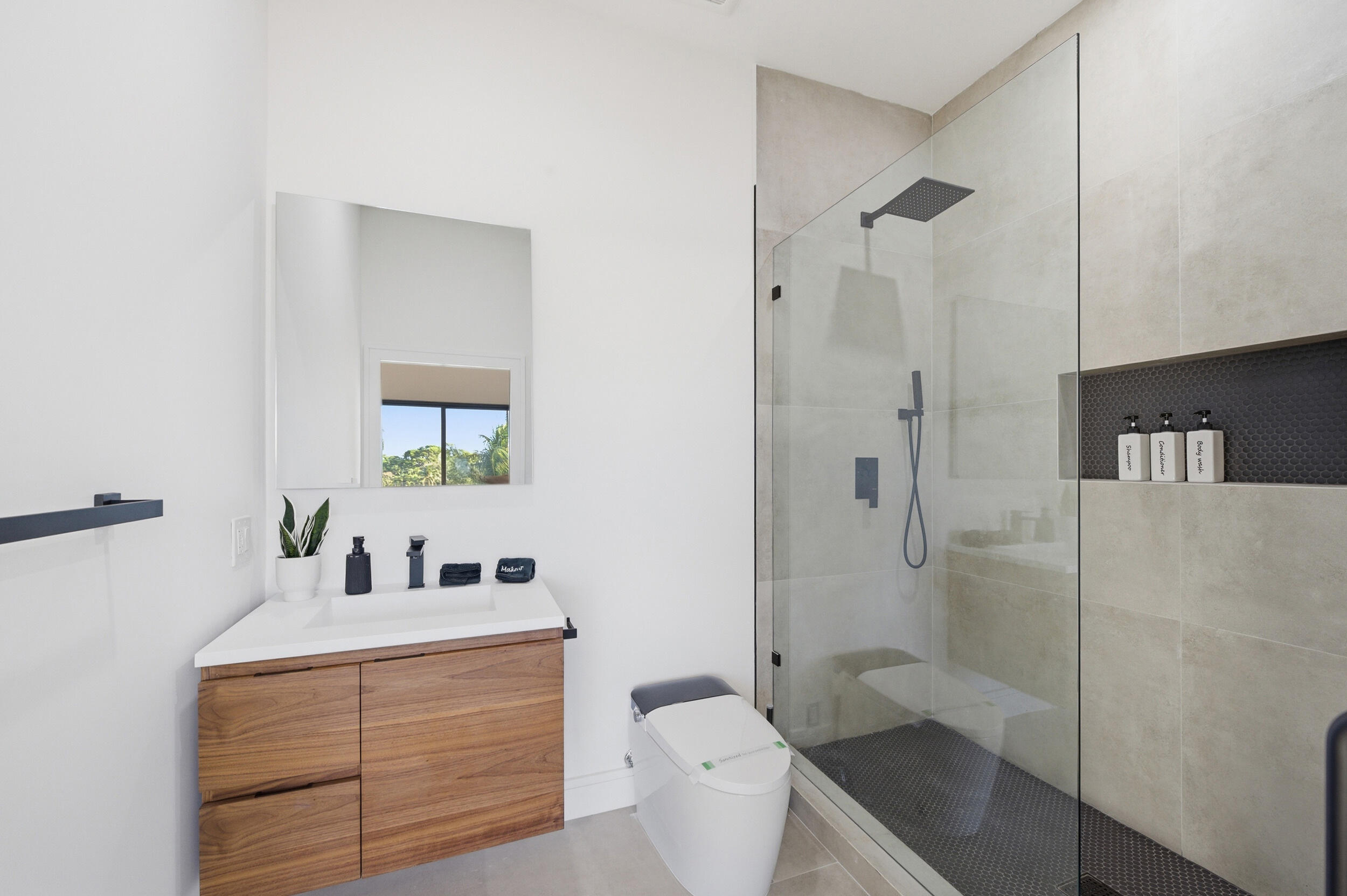 1308 Avocado Fort Lauderdale, FL 33315