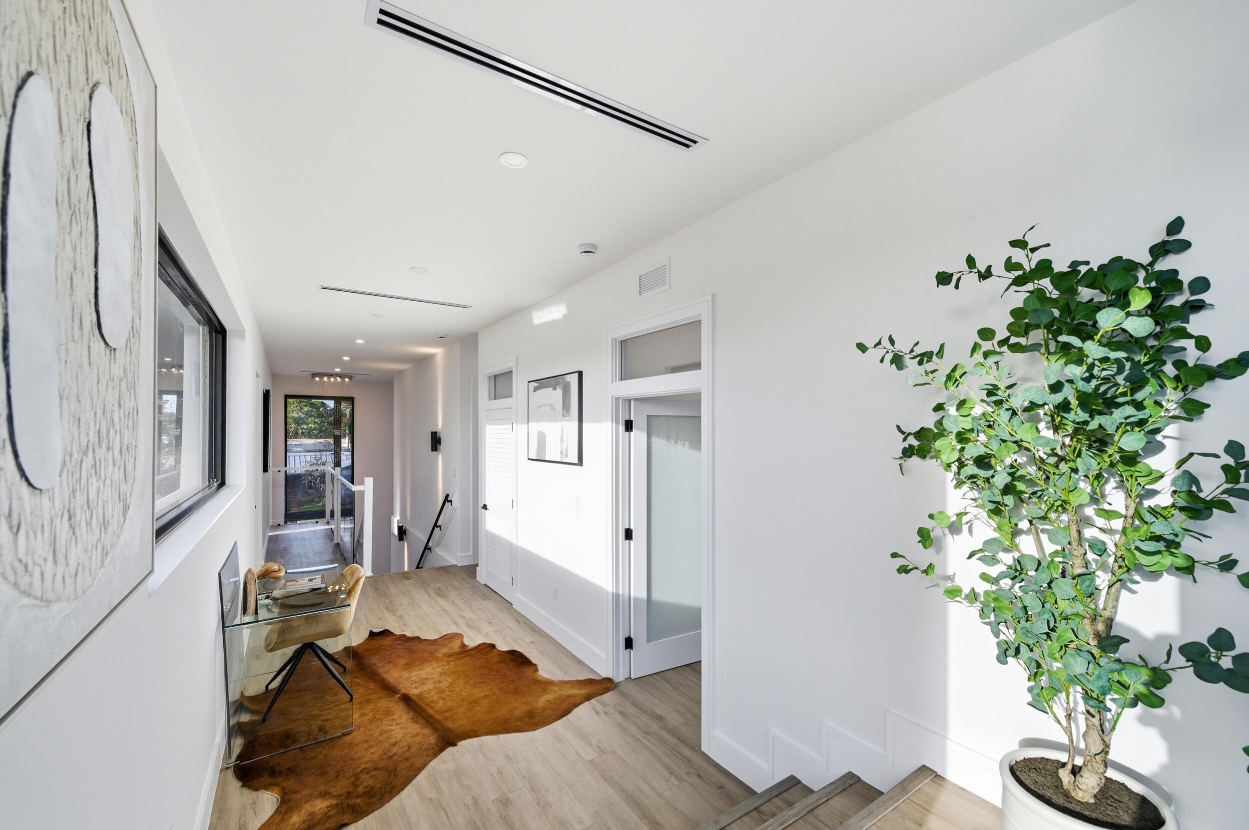 1308 Avocado Fort Lauderdale, FL 33315