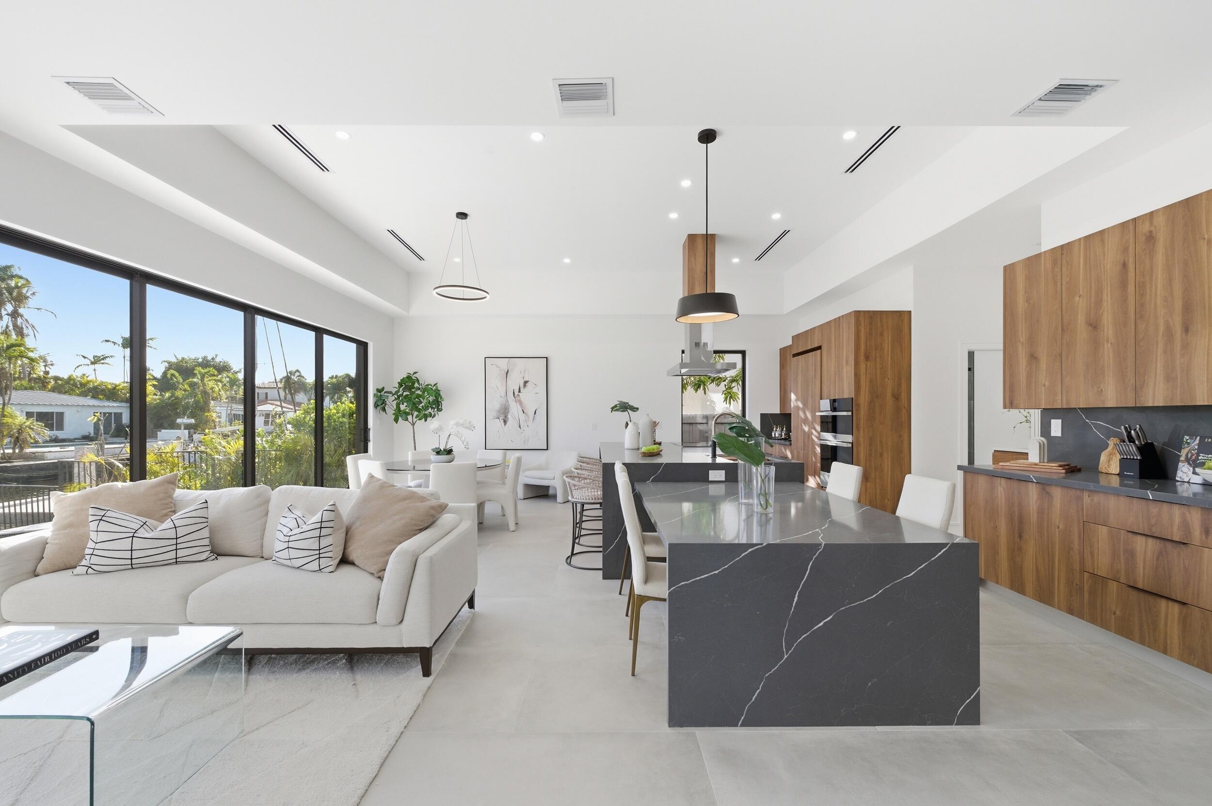 1308 Avocado Fort Lauderdale, FL 33315