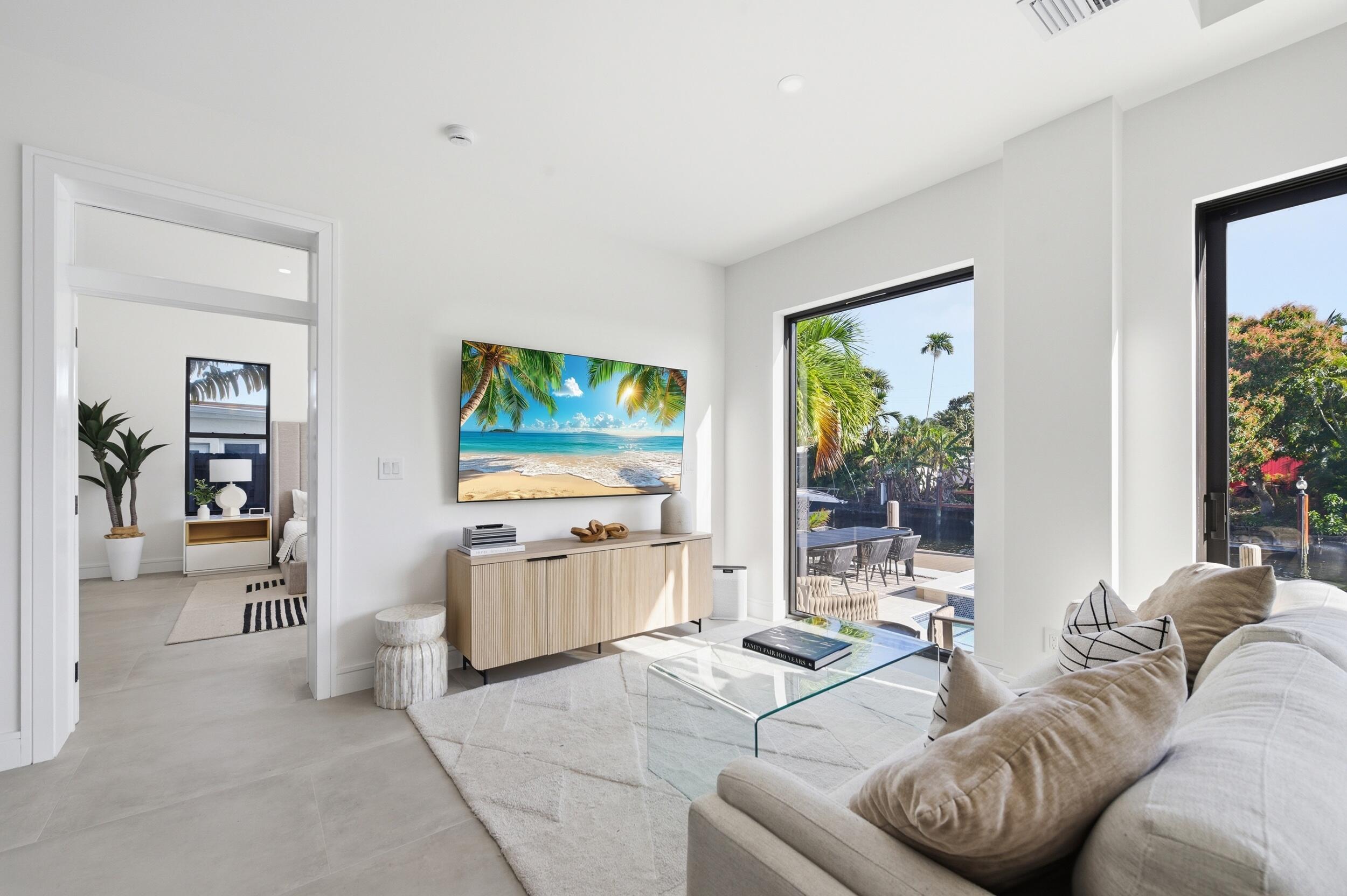 1308 Avocado Fort Lauderdale, FL 33315