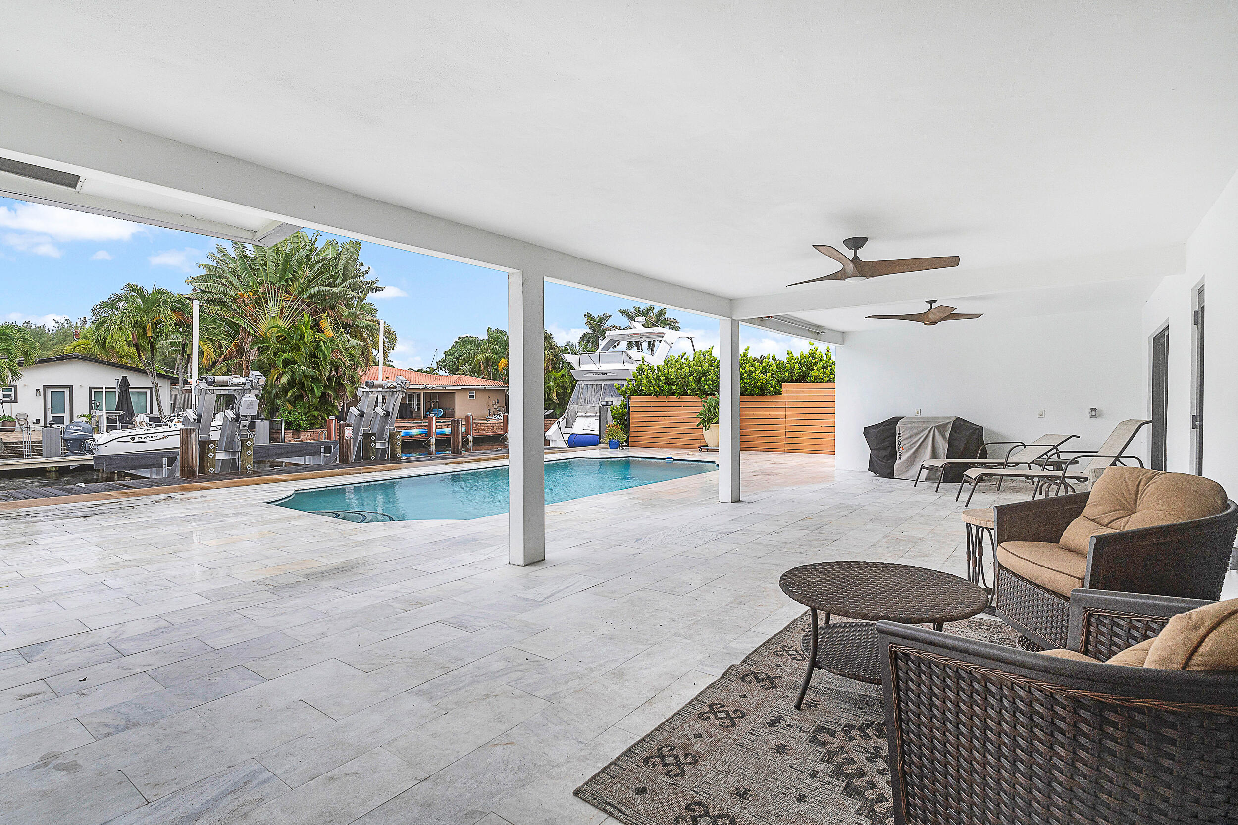 1250 NE 27th Pompano Beach, FL 33062