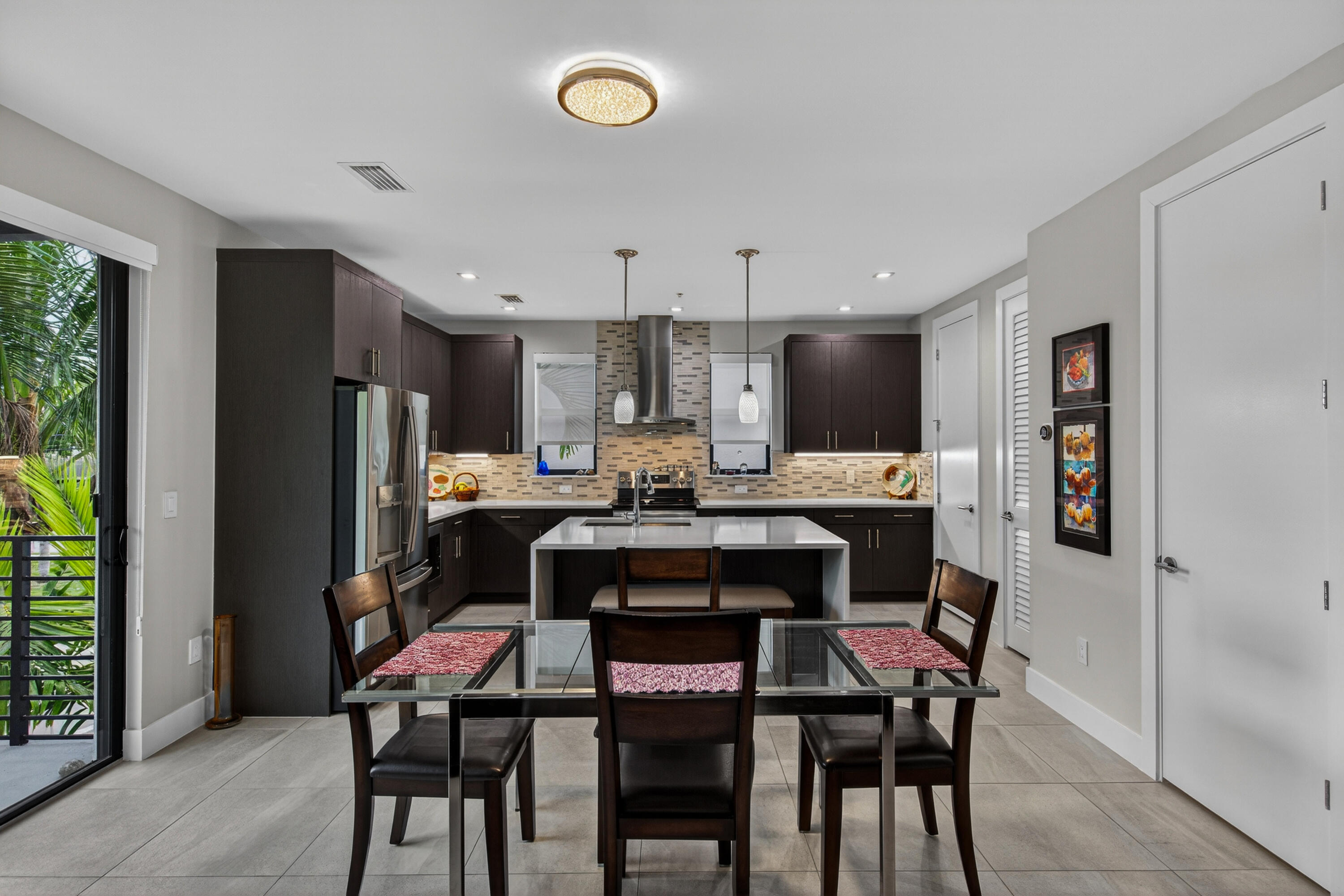 615 NE 22nd Wilton Manors, FL 33305