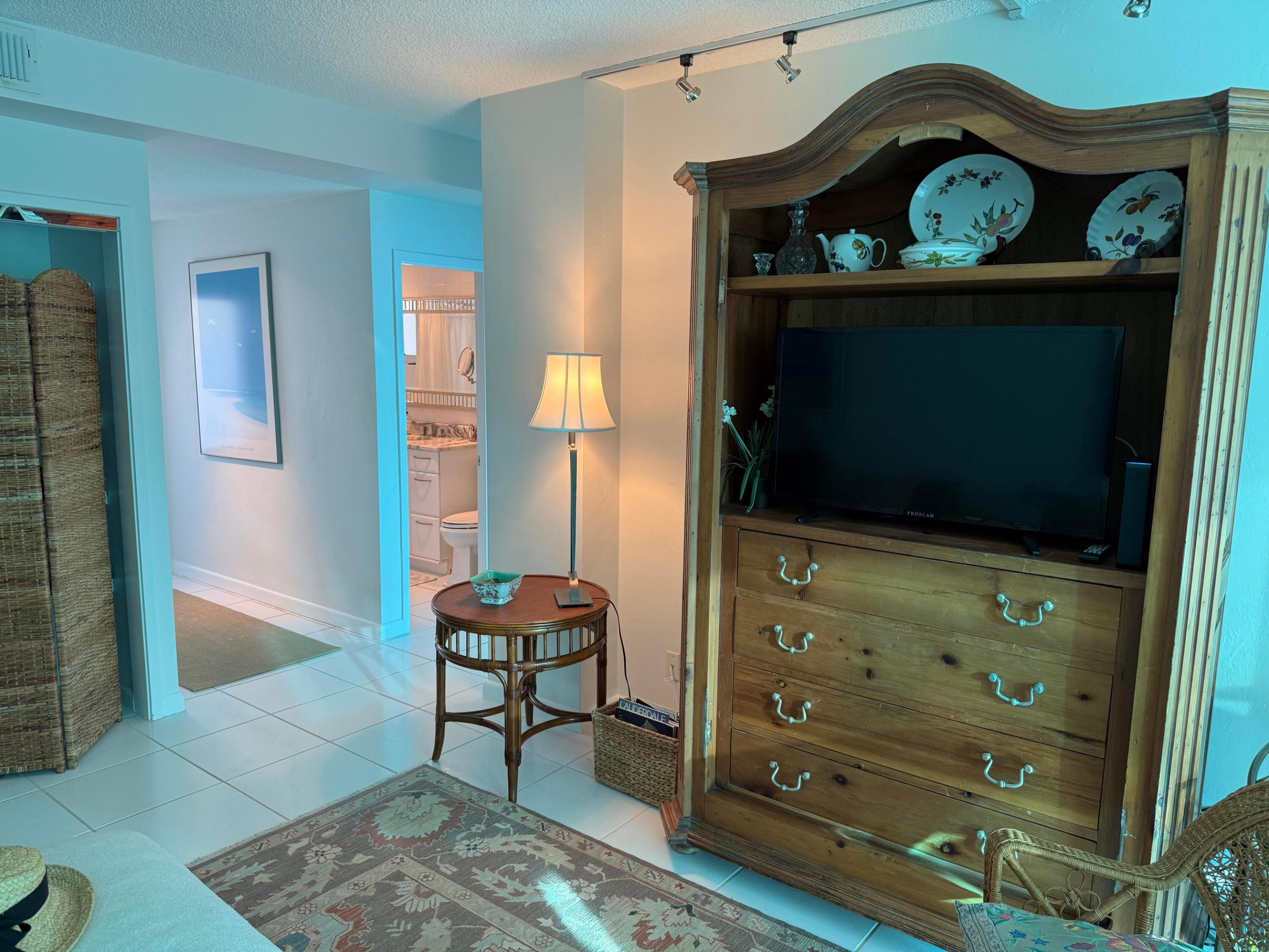 2840 N Ocean Blvd #507 Fort Lauderdale, FL 33308