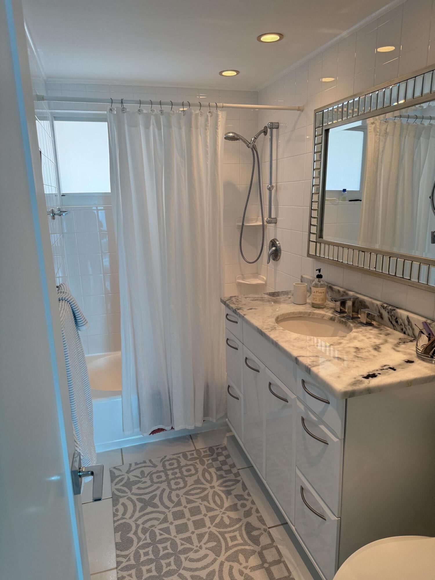 2840 N Ocean Blvd #507 Fort Lauderdale, FL 33308