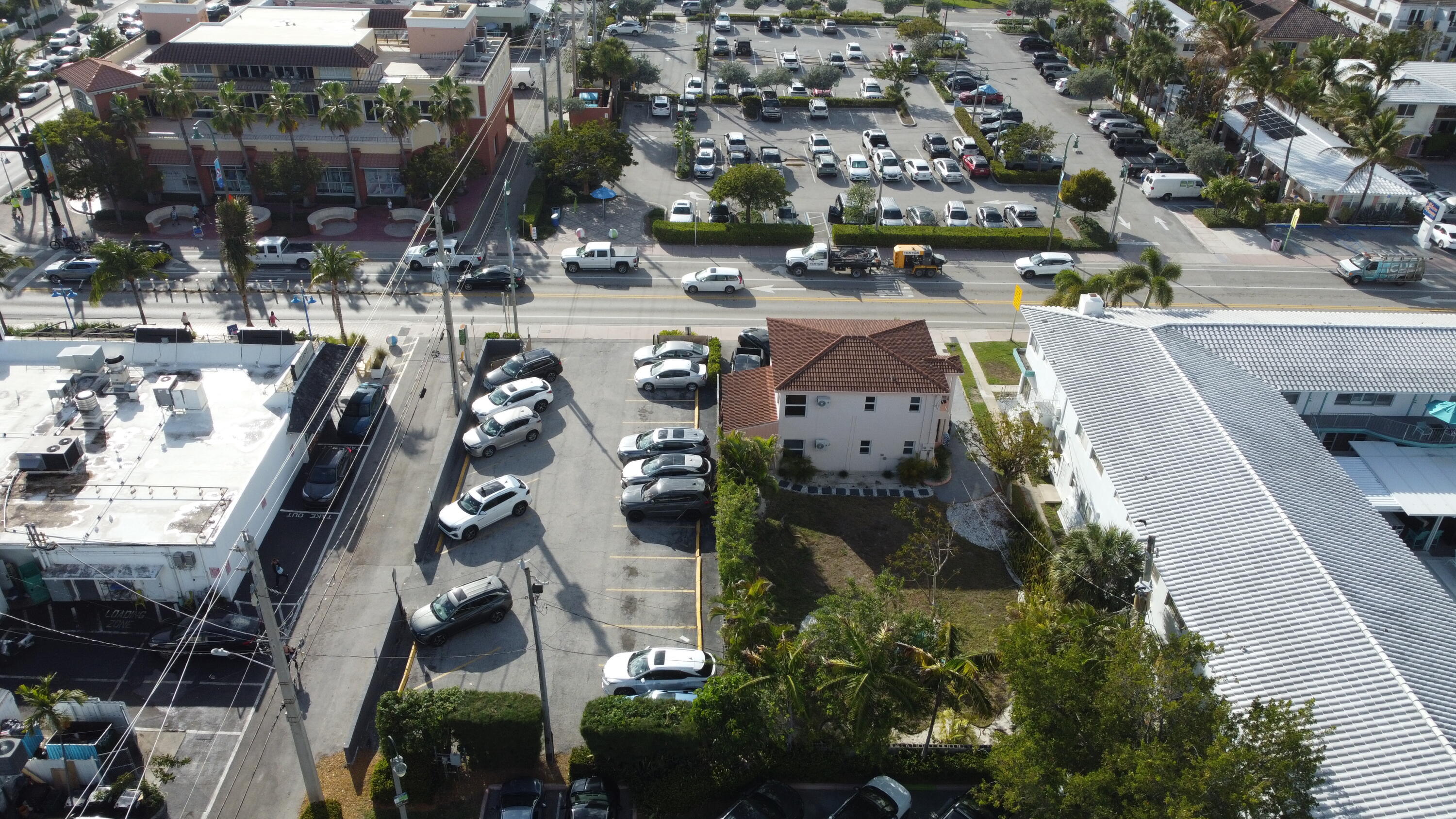 4412 N Ocean Fort Lauderdale, FL 33308