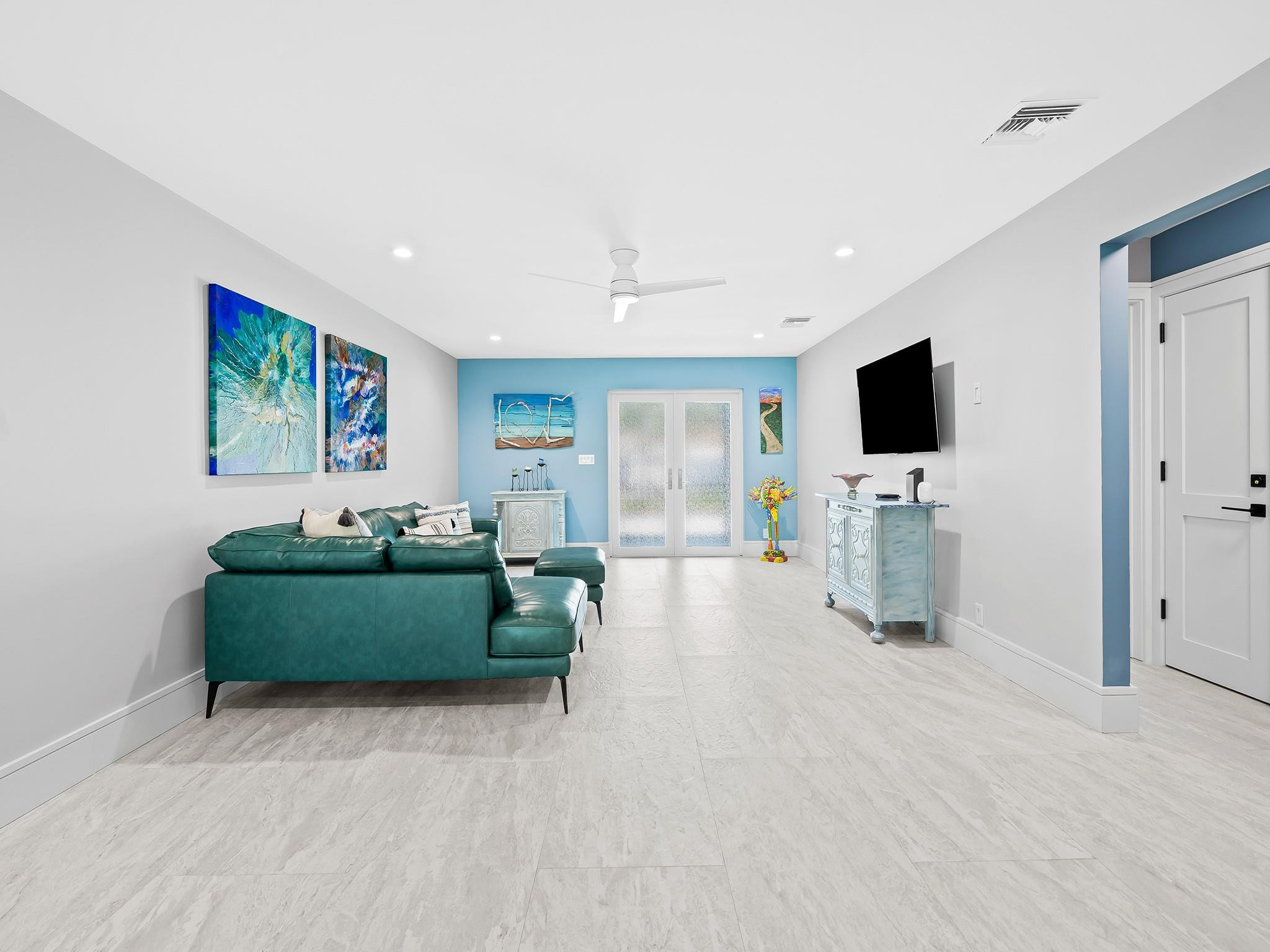 2754 NE 31st Lighthouse Point, FL 33064
