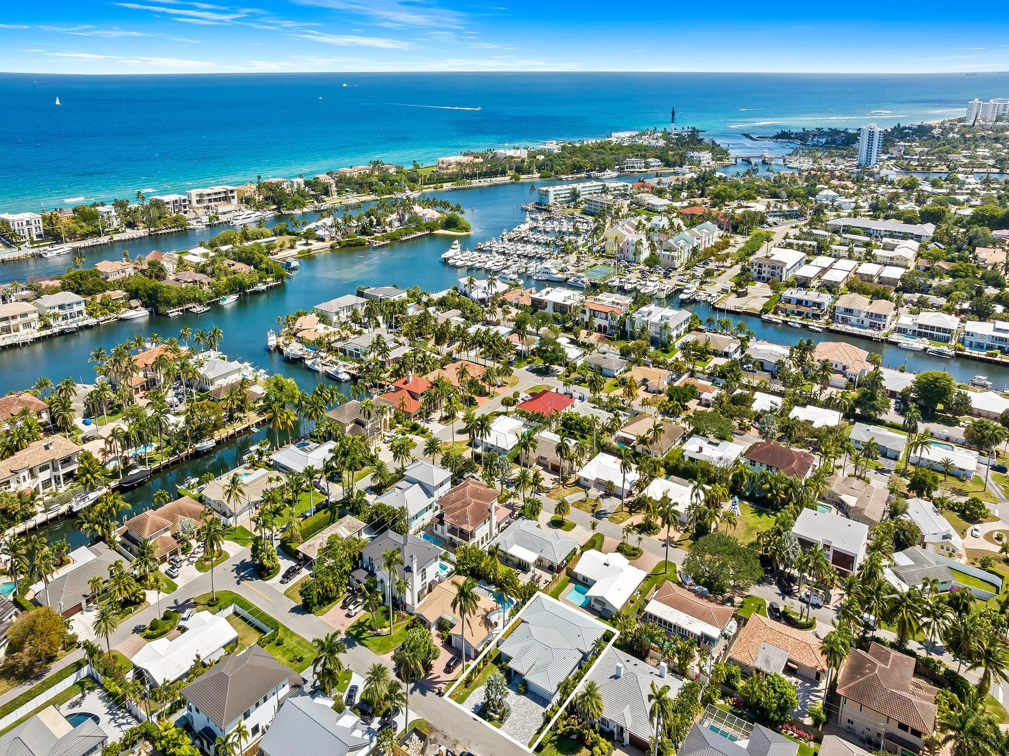 2754 NE 31st Lighthouse Point, FL 33064