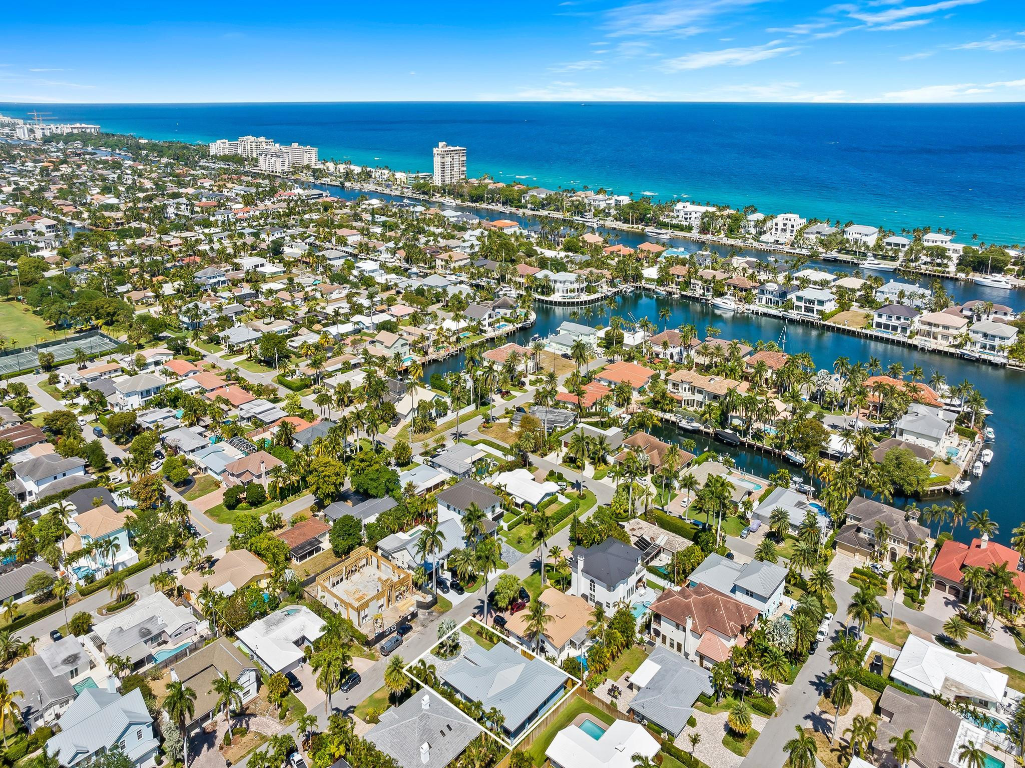 2754 NE 31st Lighthouse Point, FL 33064