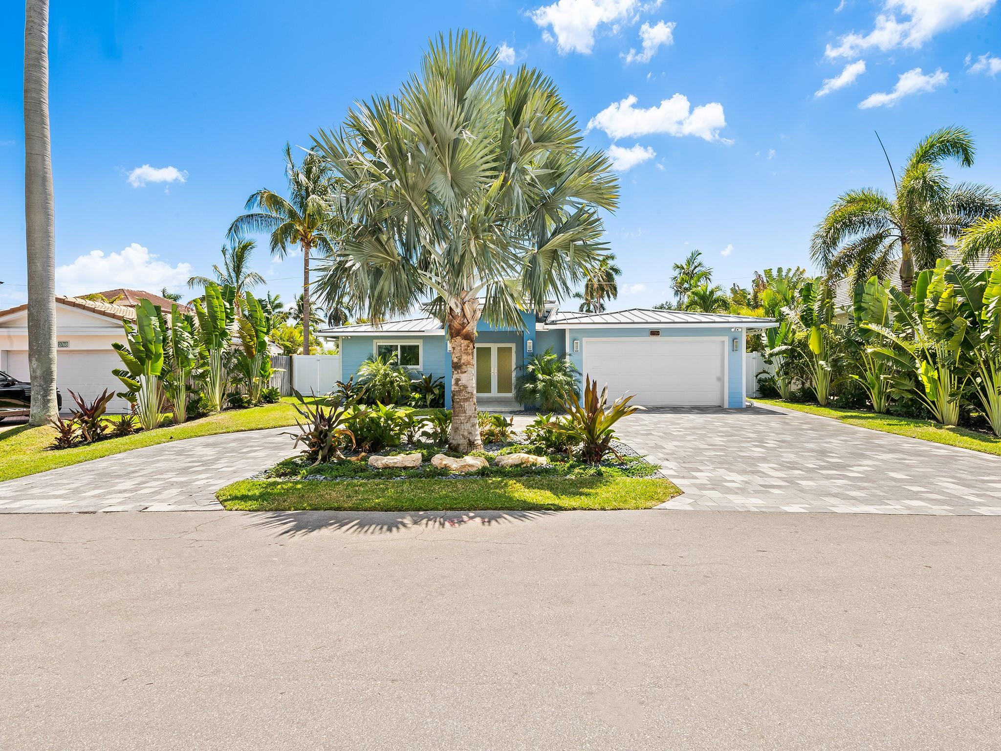 2754 NE 31st Lighthouse Point, FL 33064