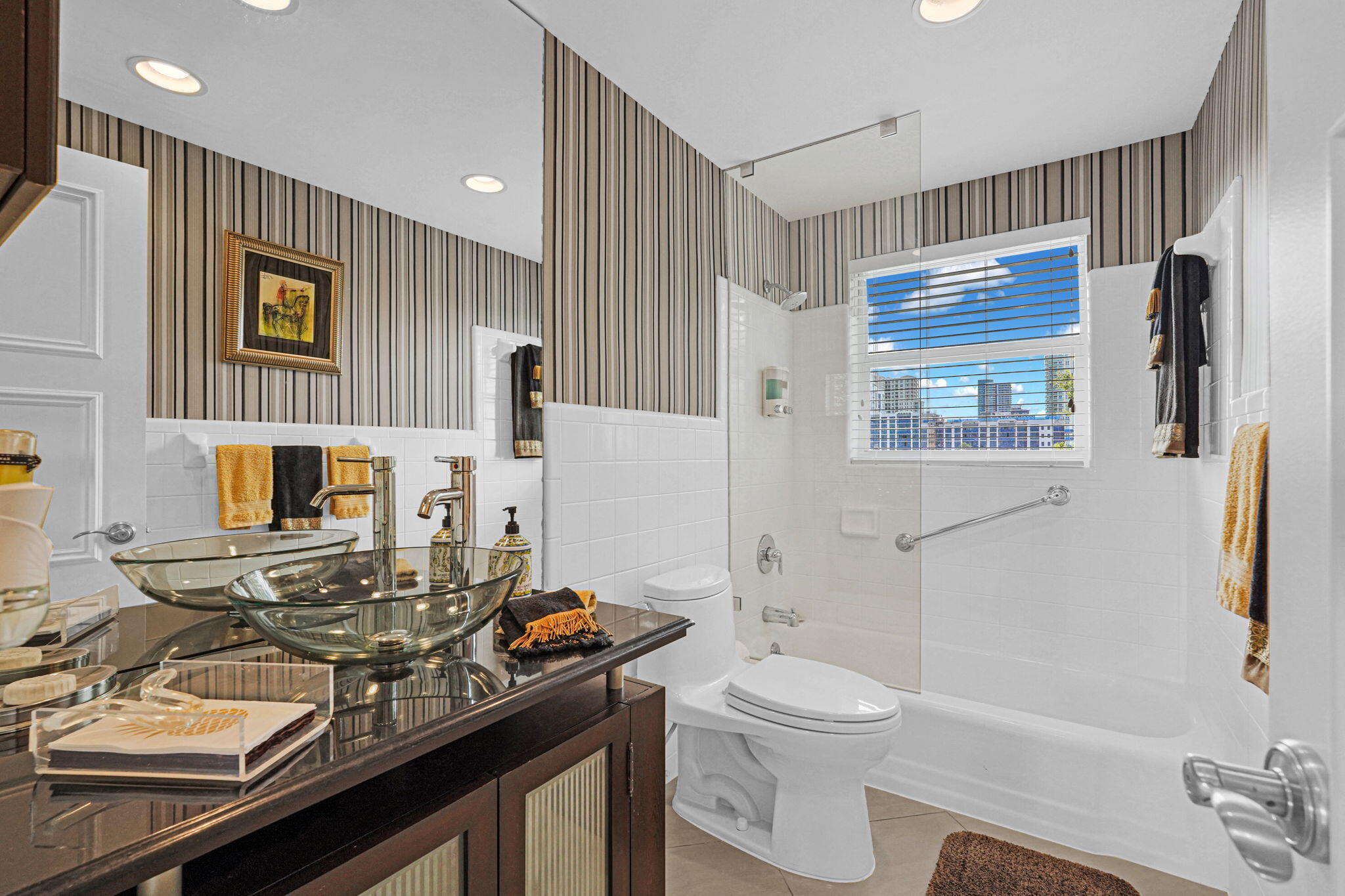 818 SE 4th #505 Fort Lauderdale, FL 33301