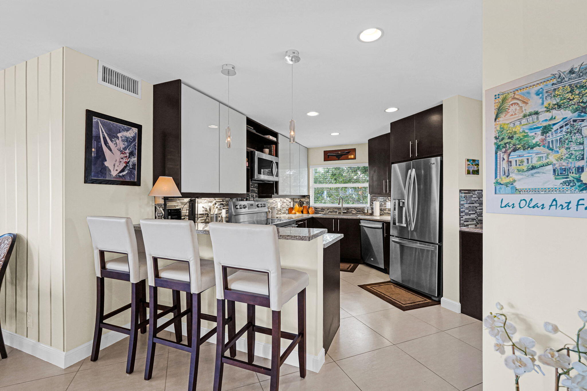 818 SE 4th #505 Fort Lauderdale, FL 33301