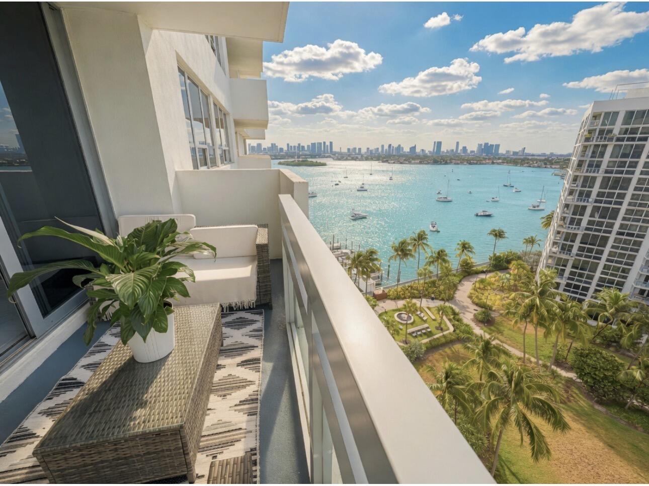 1500 Bay #1244s
