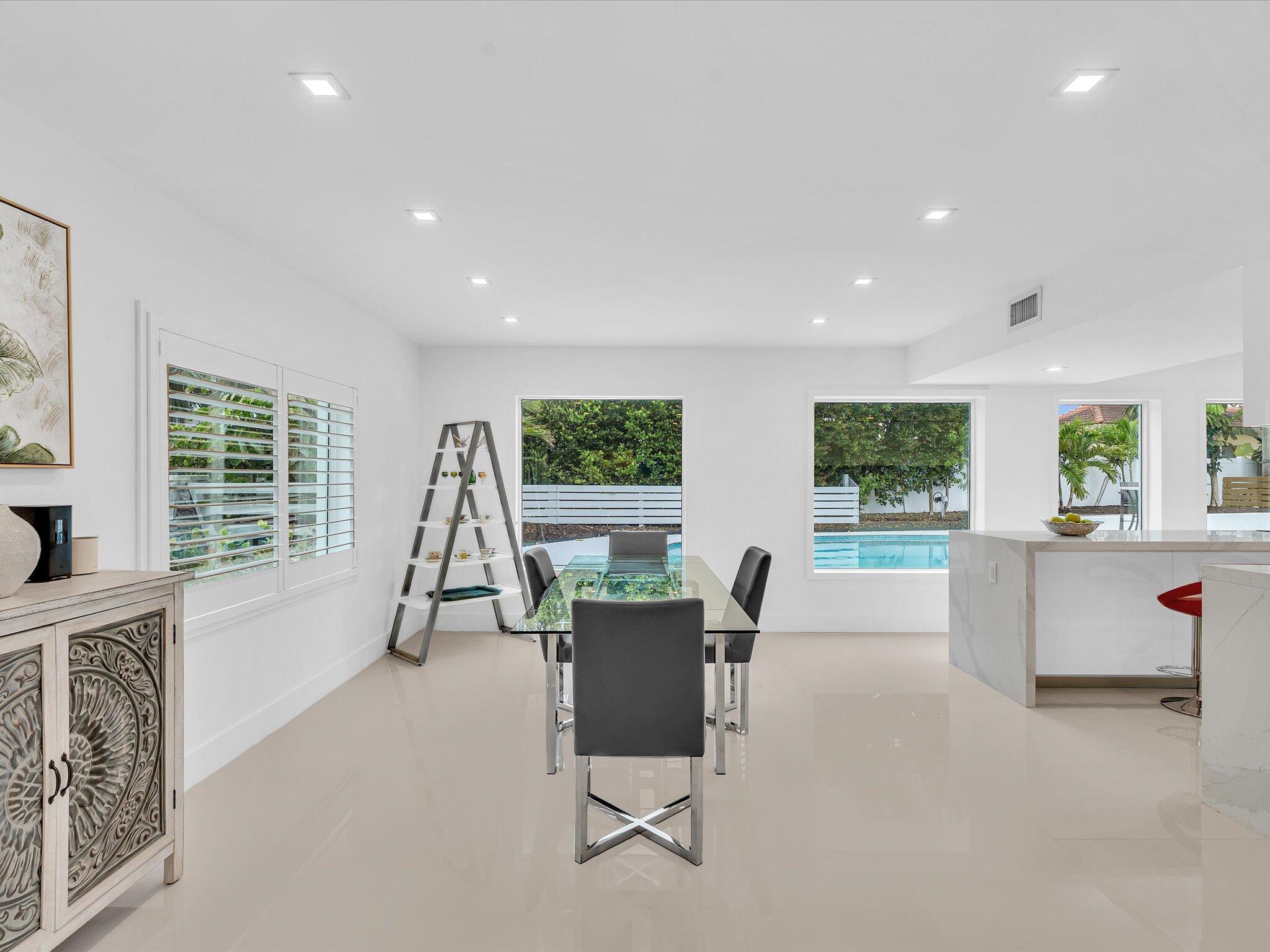 1903 Bay Pompano Beach, FL 33062
