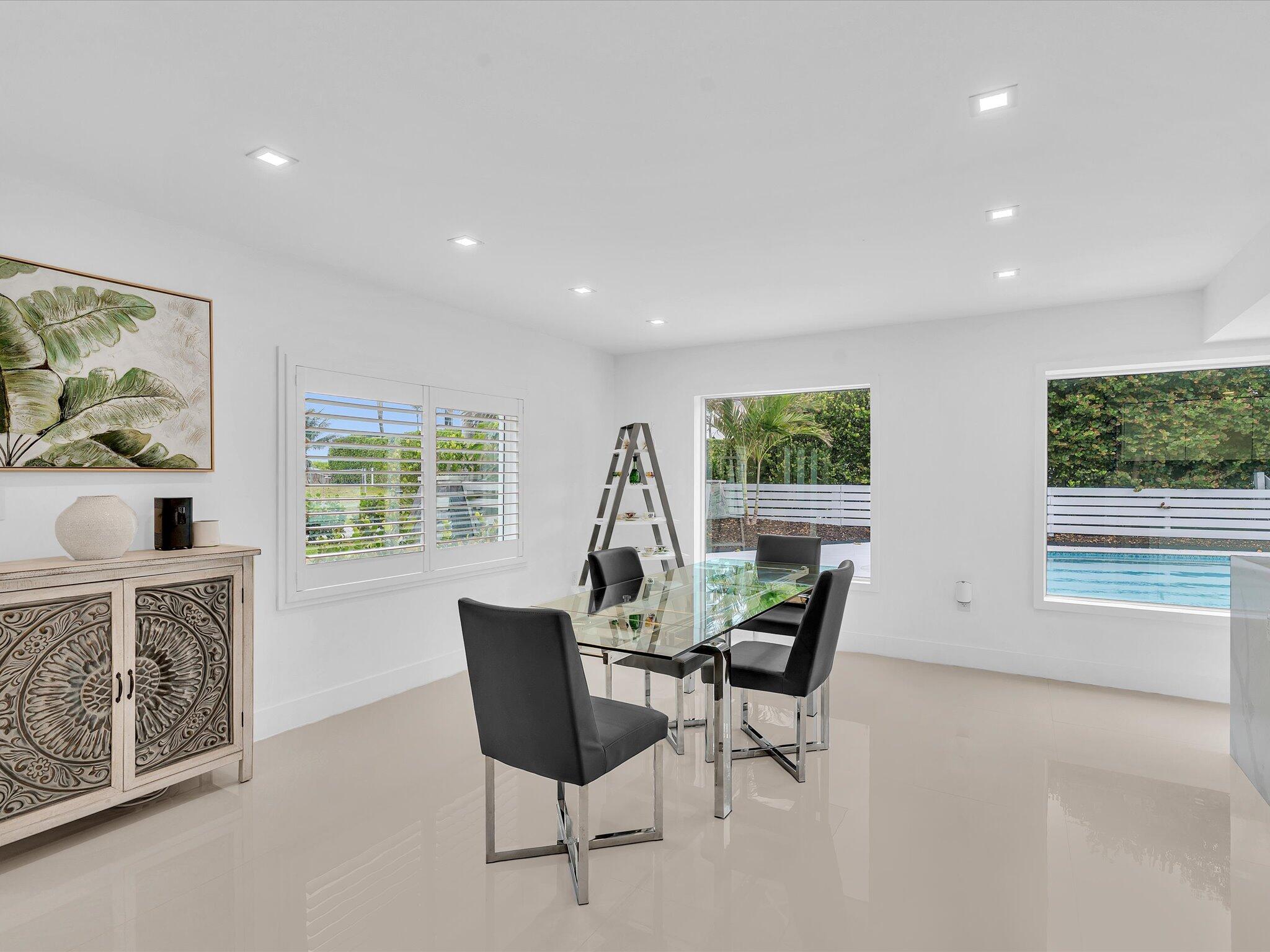 1903 Bay Pompano Beach, FL 33062