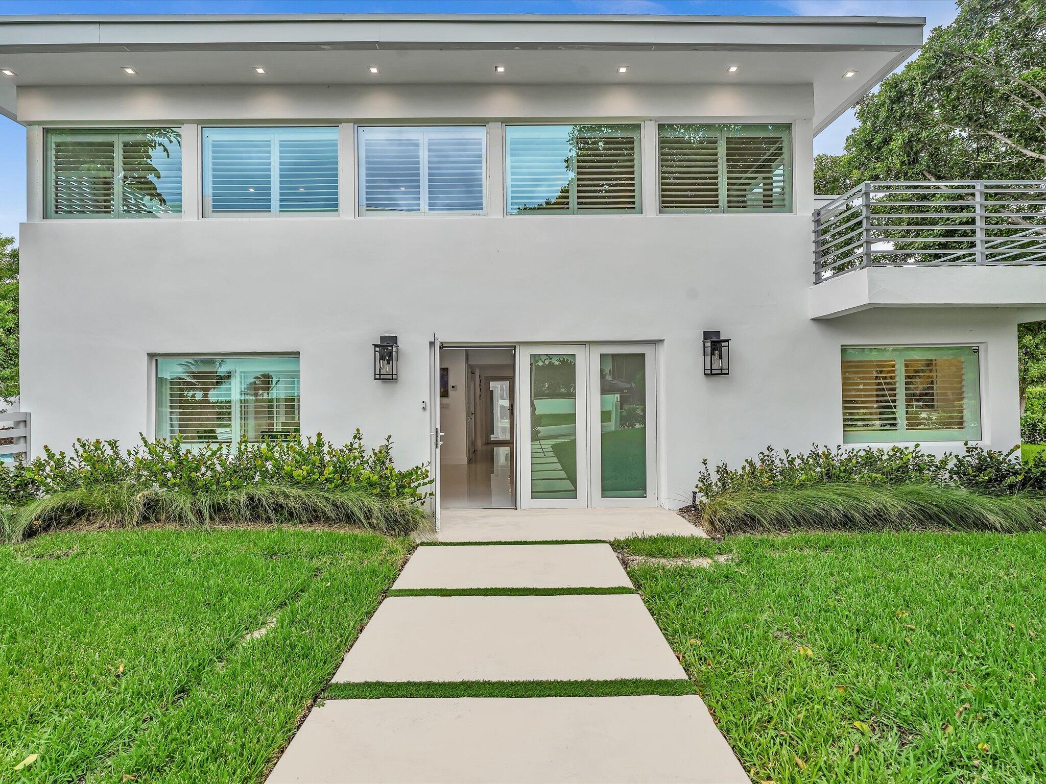 1903 Bay Pompano Beach, FL 33062