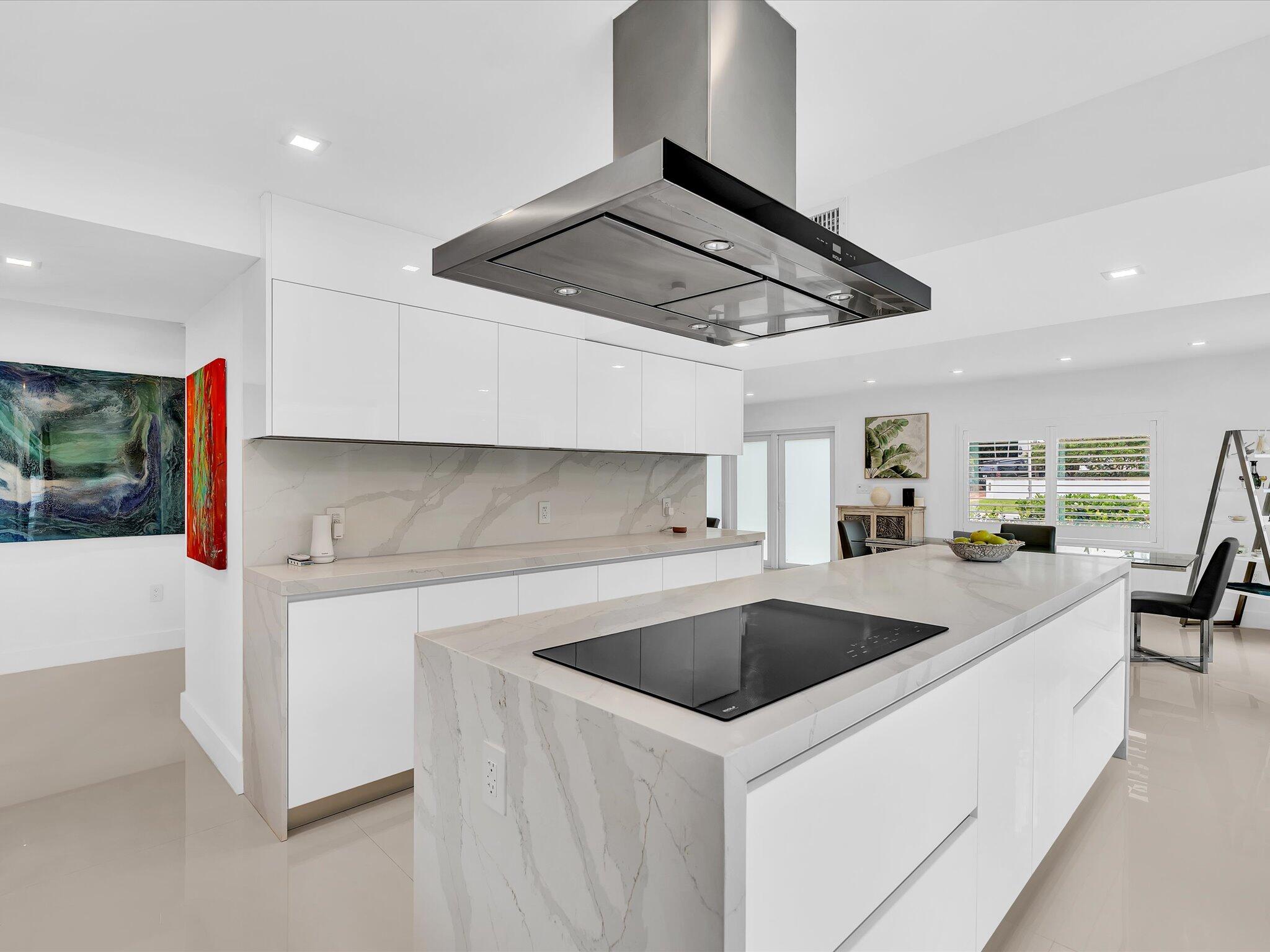 1903 Bay Pompano Beach, FL 33062