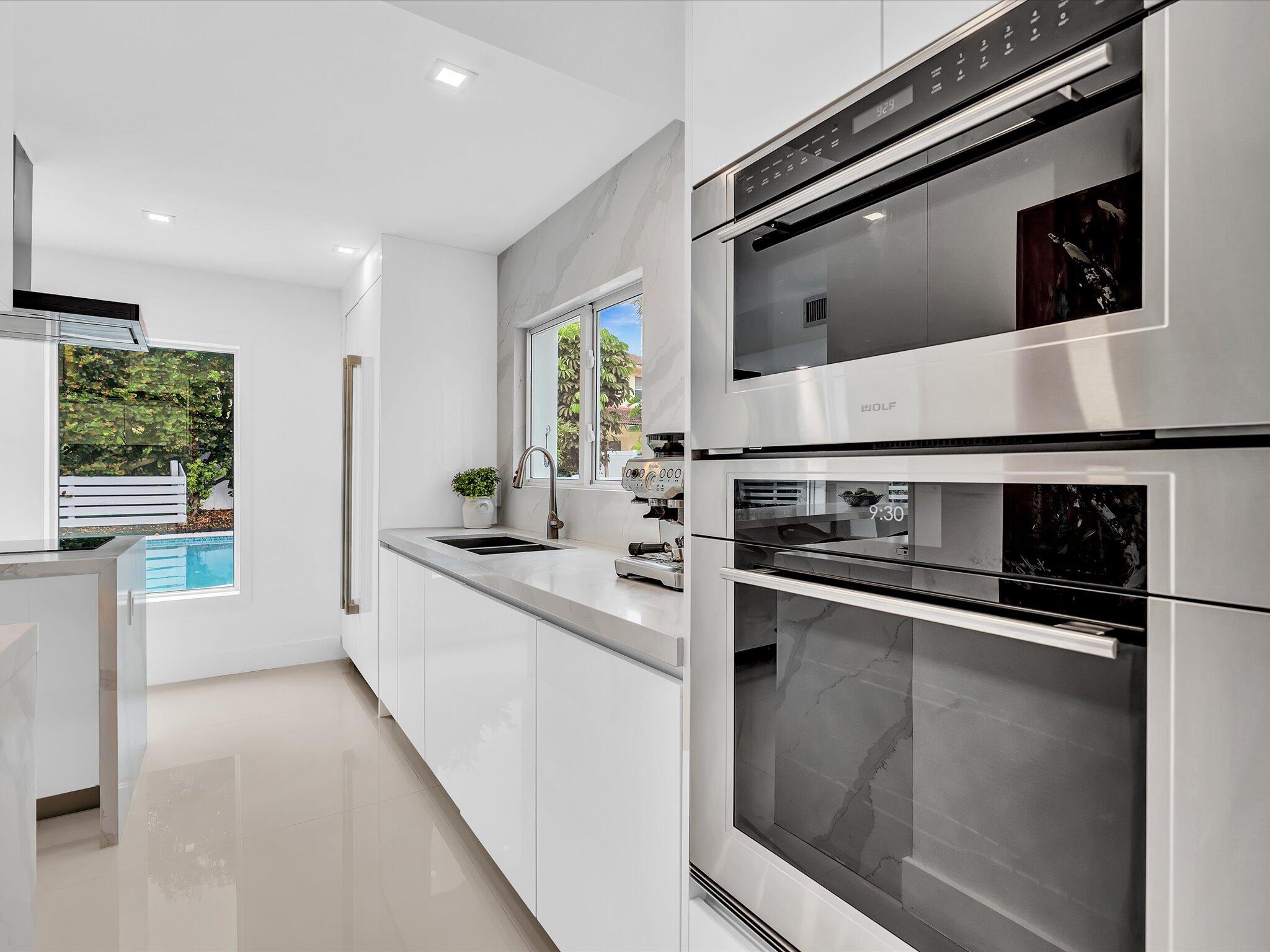 1903 Bay Pompano Beach, FL 33062
