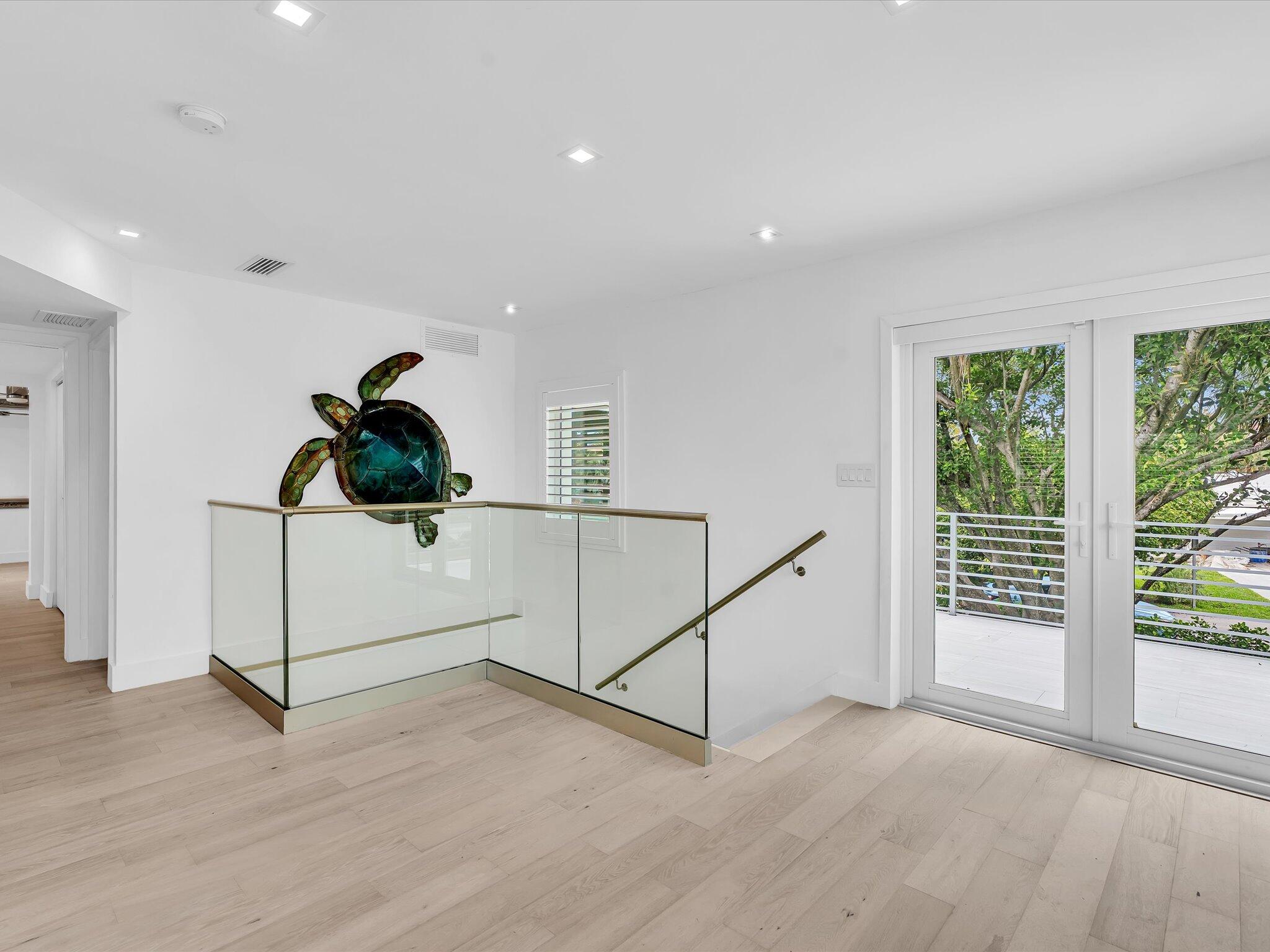 1903 Bay Pompano Beach, FL 33062