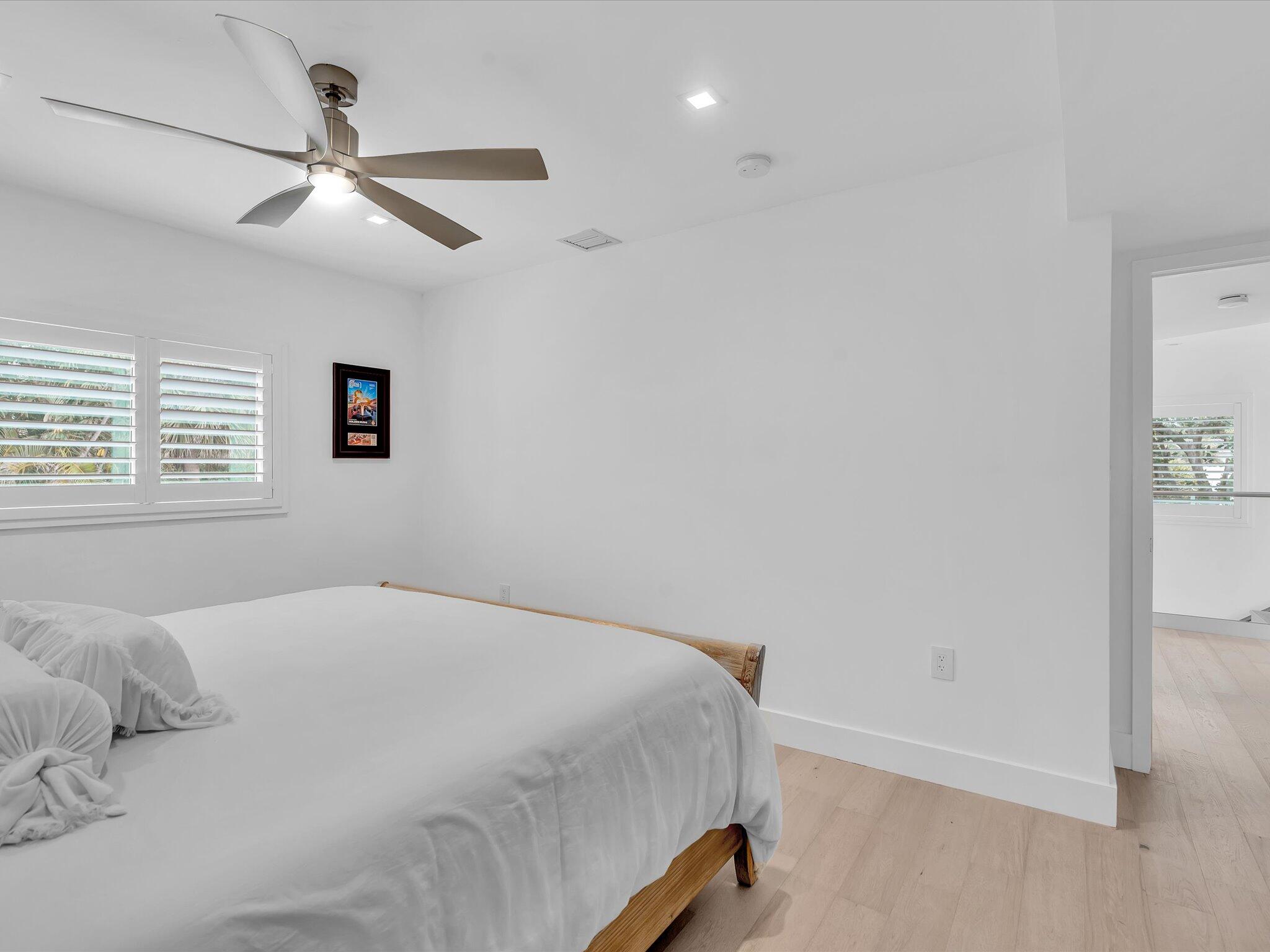 1903 Bay Pompano Beach, FL 33062