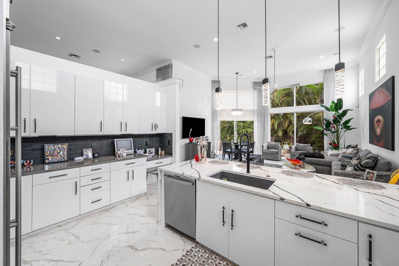 6517 Somerset Boca Raton, FL 33496