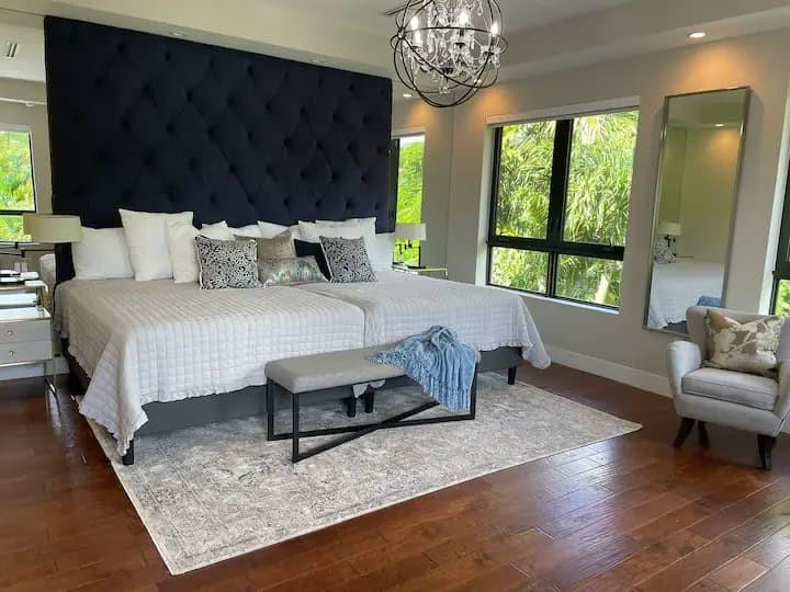 404 NE 13th Fort Lauderdale, FL 33301