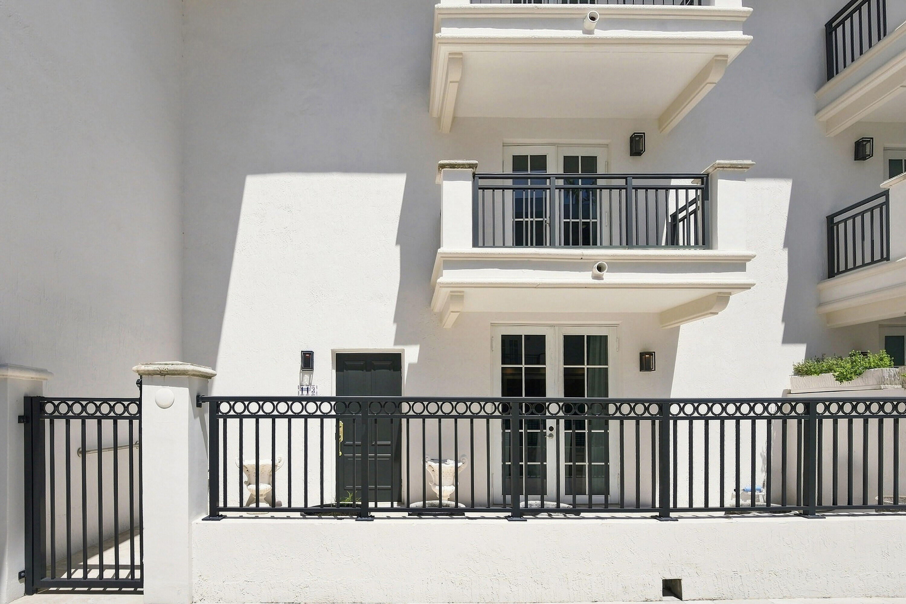 243 Meridian #113 Miami Beach, FL 33139