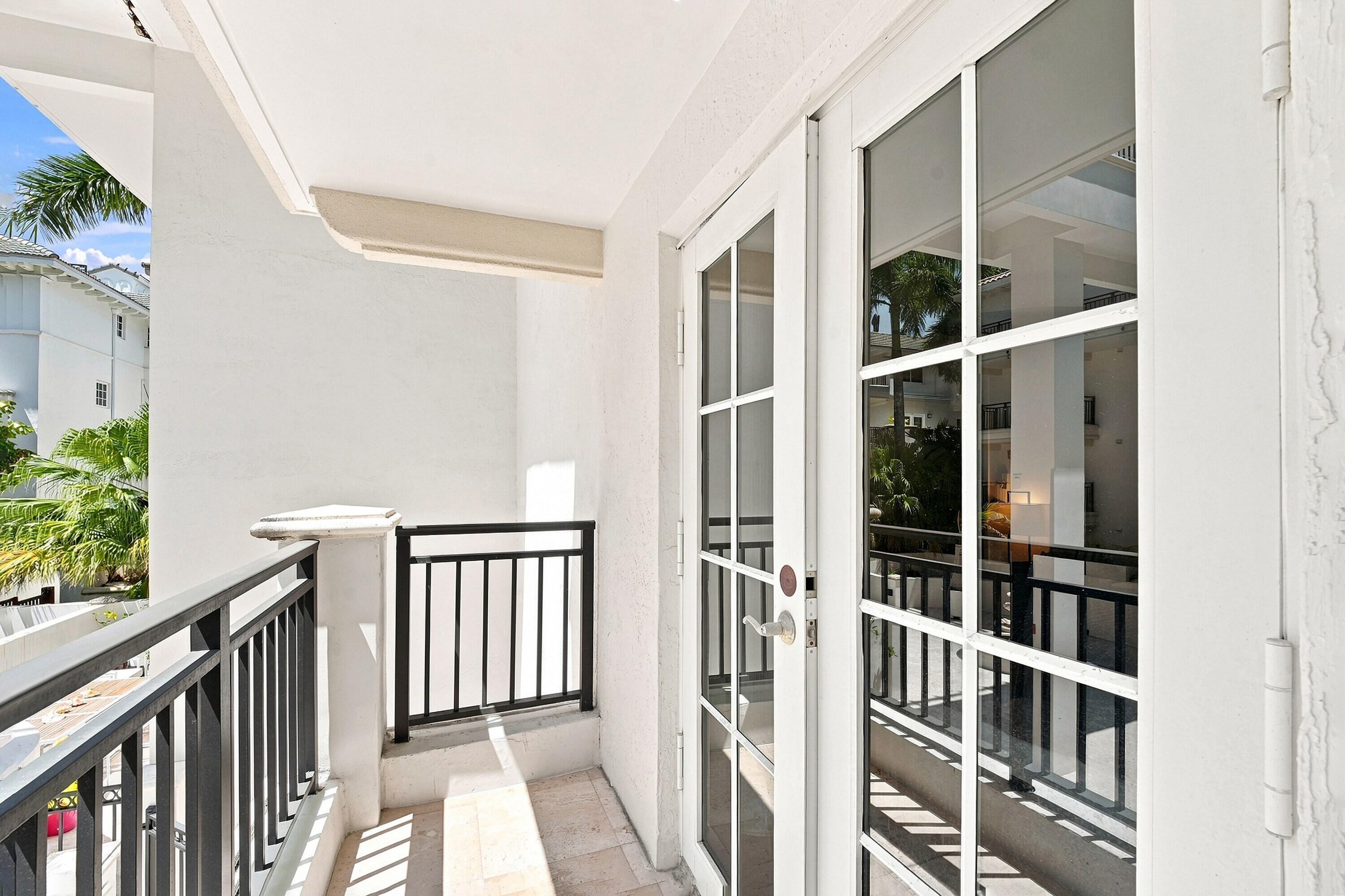 243 Meridian #113 Miami Beach, FL 33139