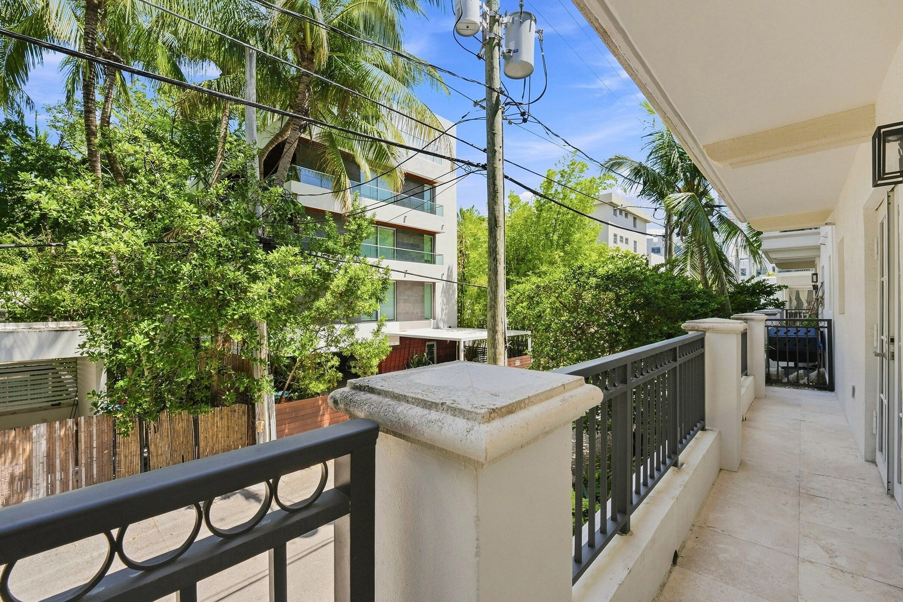243 Meridian #113 Miami Beach, FL 33139
