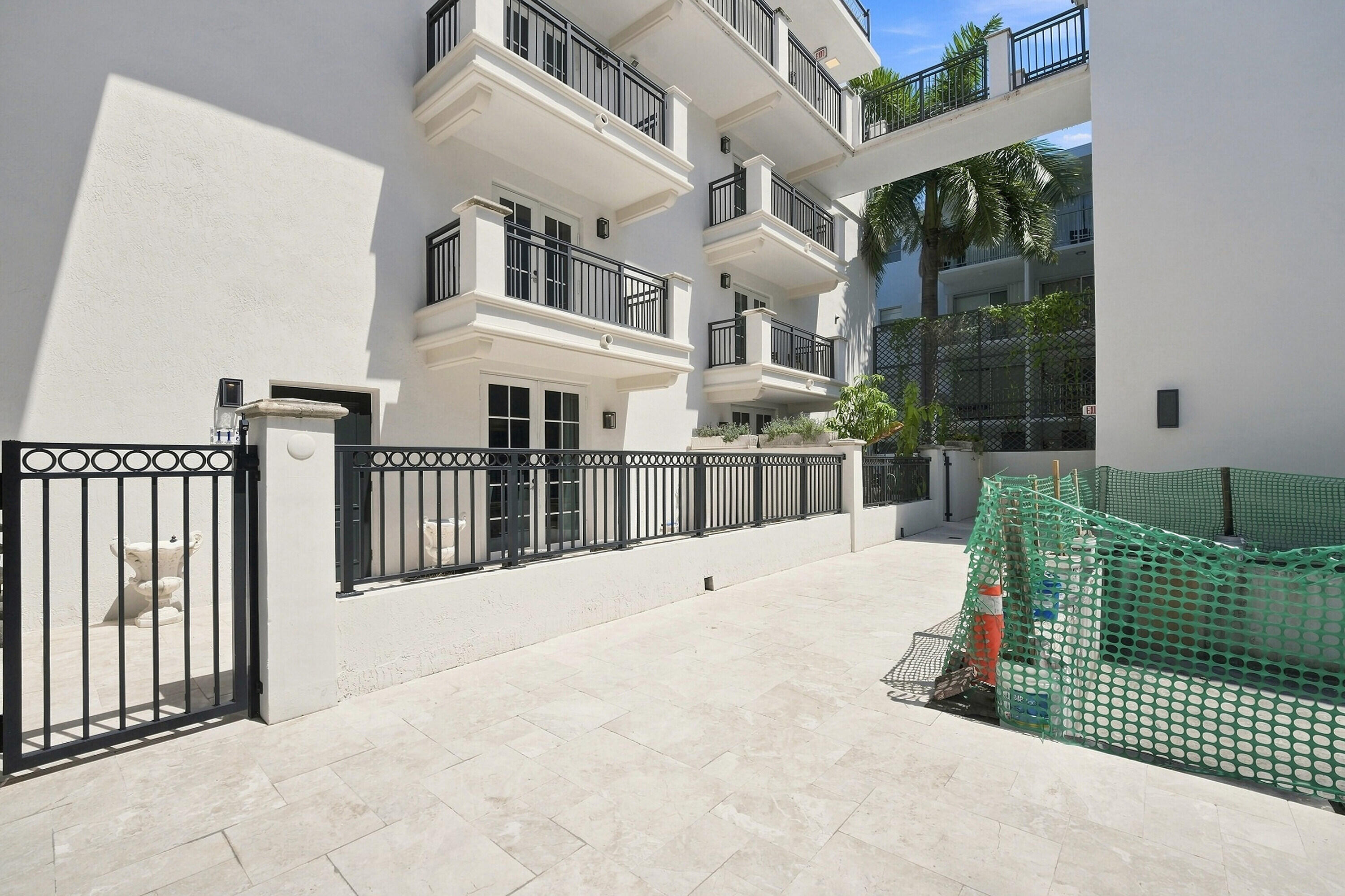 243 Meridian #113 Miami Beach, FL 33139