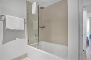 image Beachwalk Condominium5