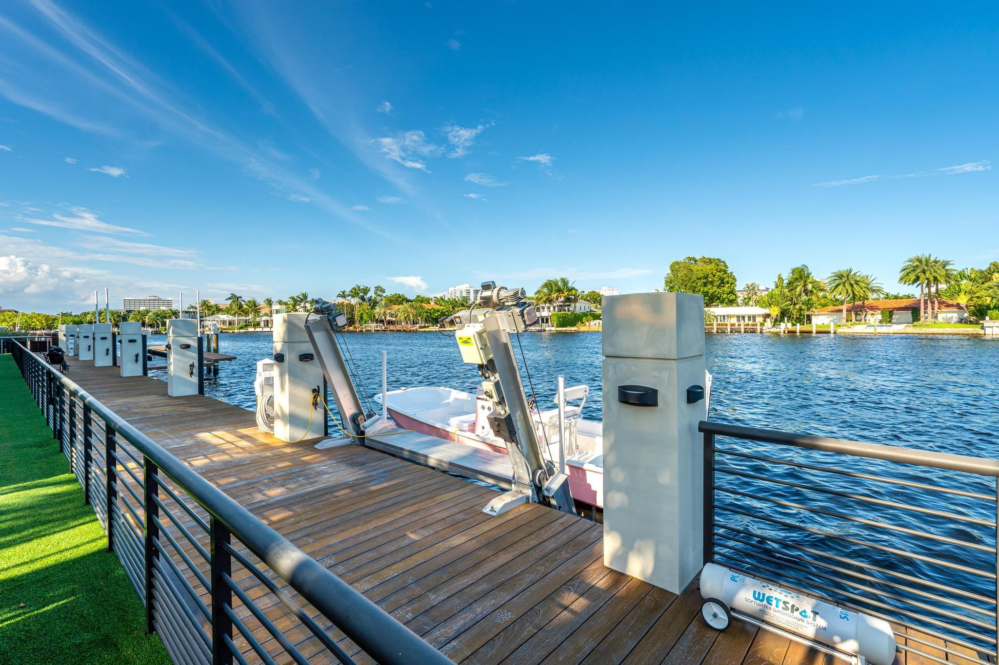 600 5th Key Dr,Fort Lauderdale, FL 33304