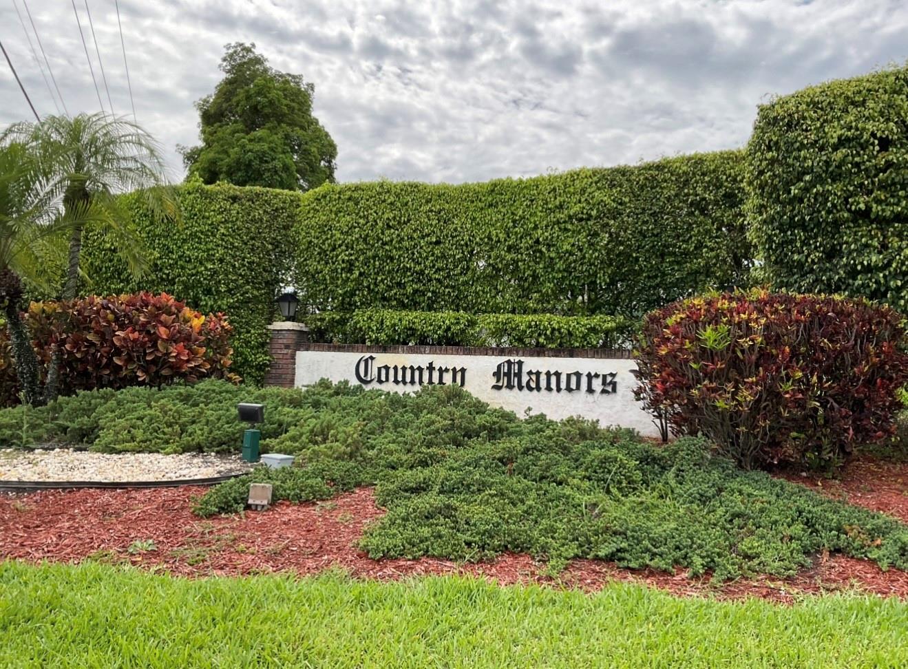 504 Sandpiper Cir #504